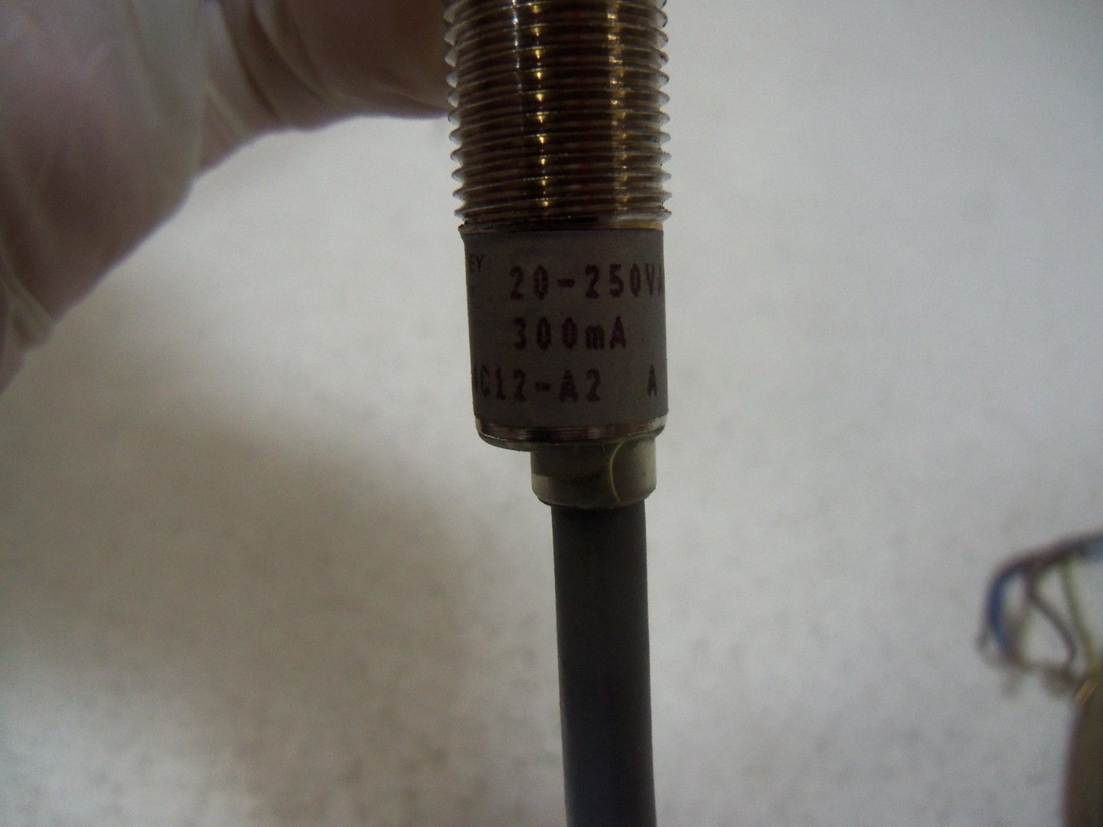 INDUSTRIAL SPARE PART PROXIMITY SWITCH 872C-A4C12-A2 SERIES A UNMP