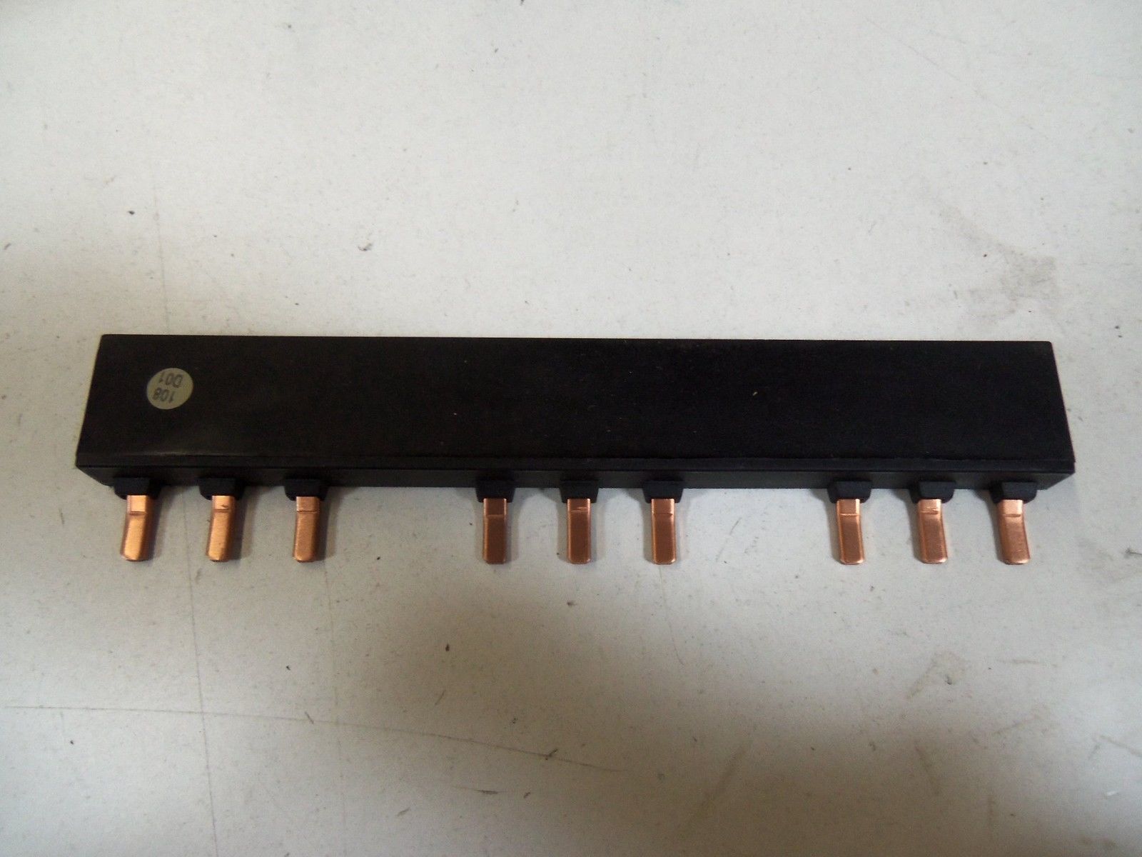 ALLEN BRADLEY THREE-PHASE BUSBAR 190-L13 SERIES A *NEW IN BOX*