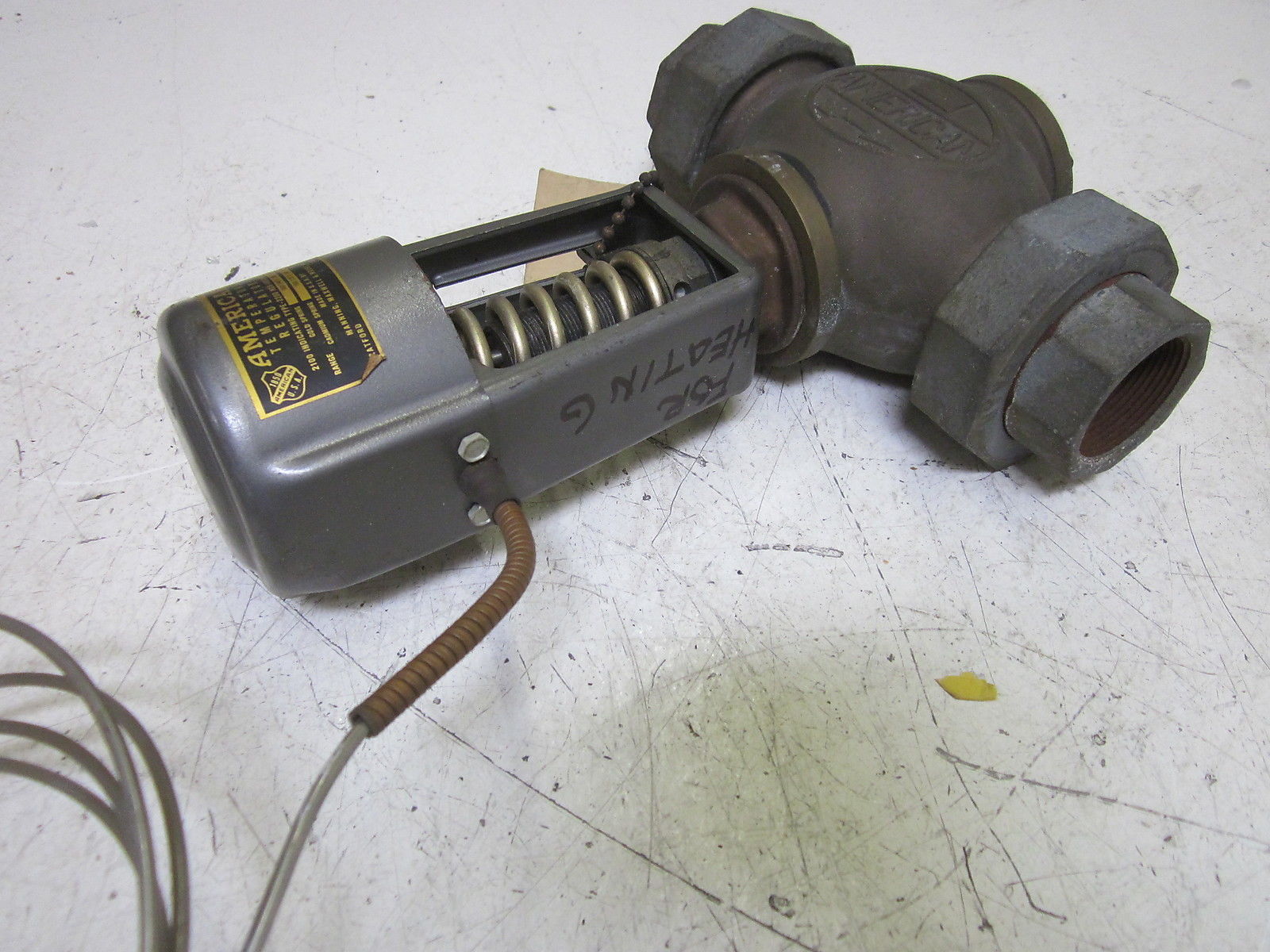 AMERICAN 2200 TEMPERATURE REGULATOR UNMP