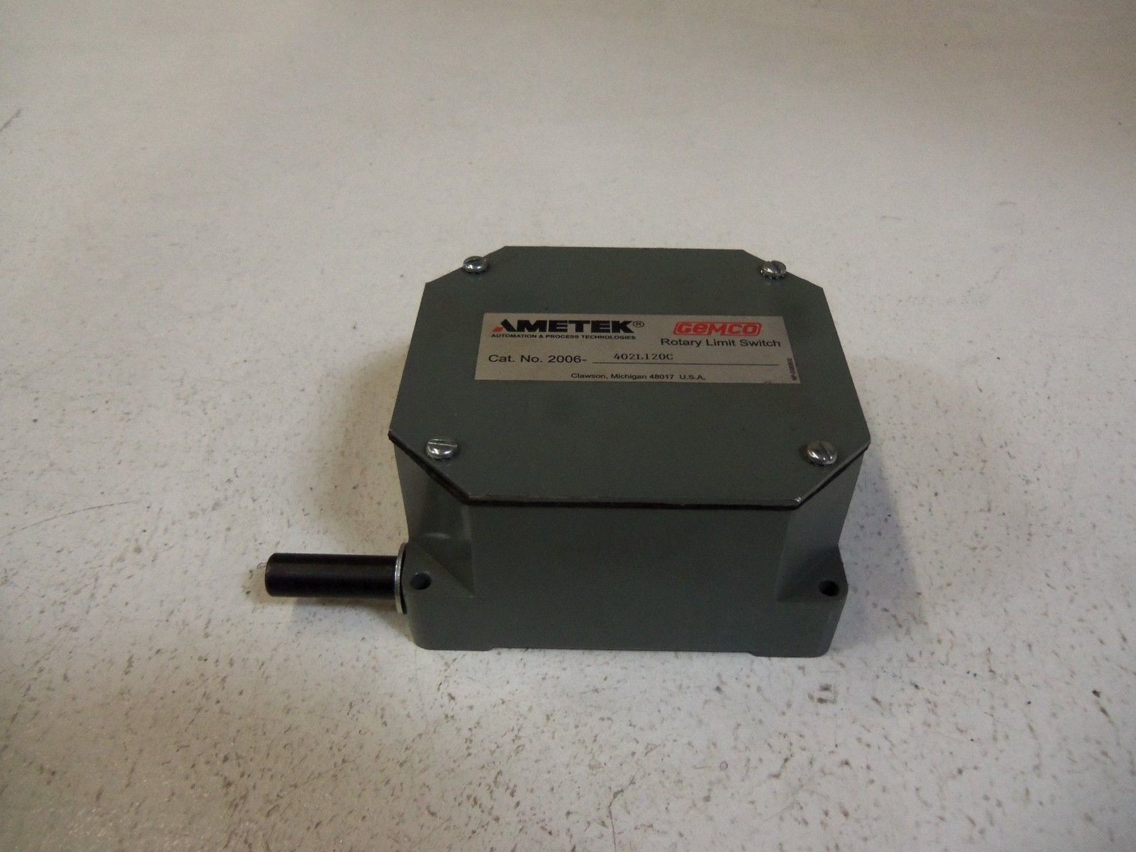 AMETEK ROTARY LIMIT SWITCH 2006-402L120C *USED*