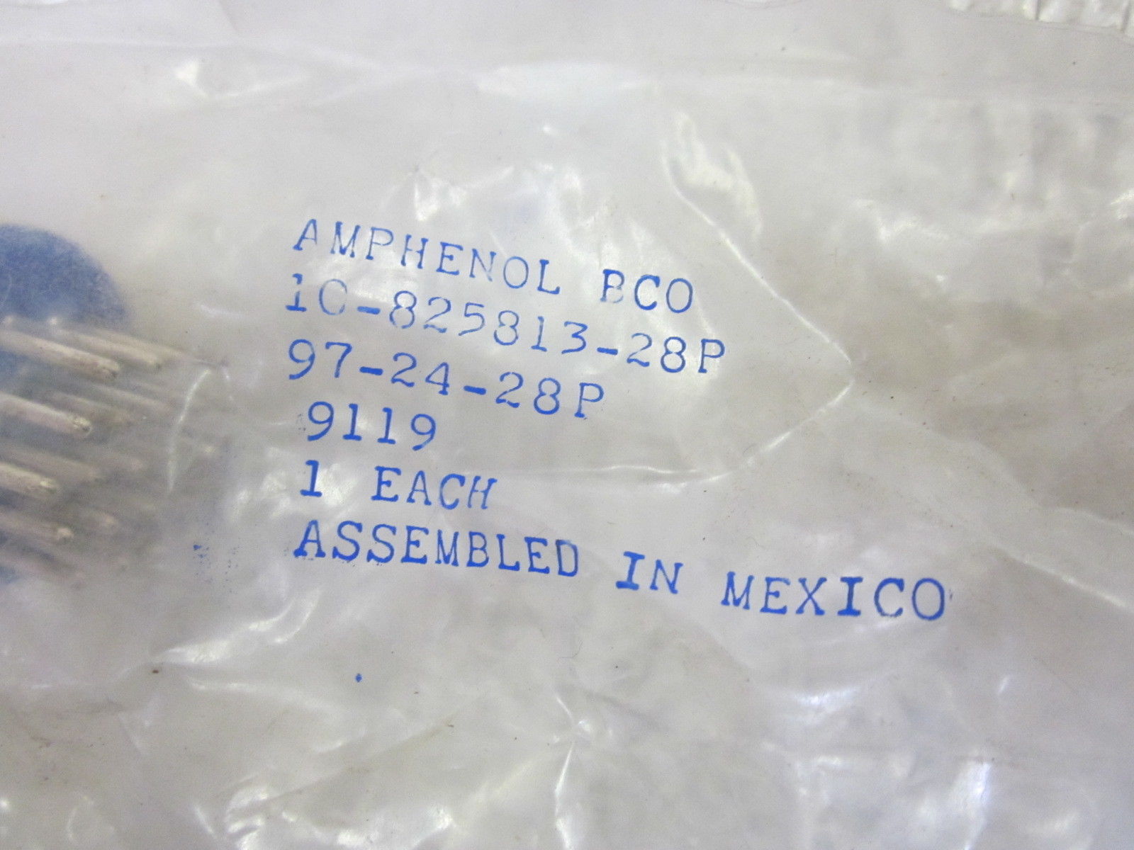 AMPHENOL 10-825813-28P 97-24-28P NSMP