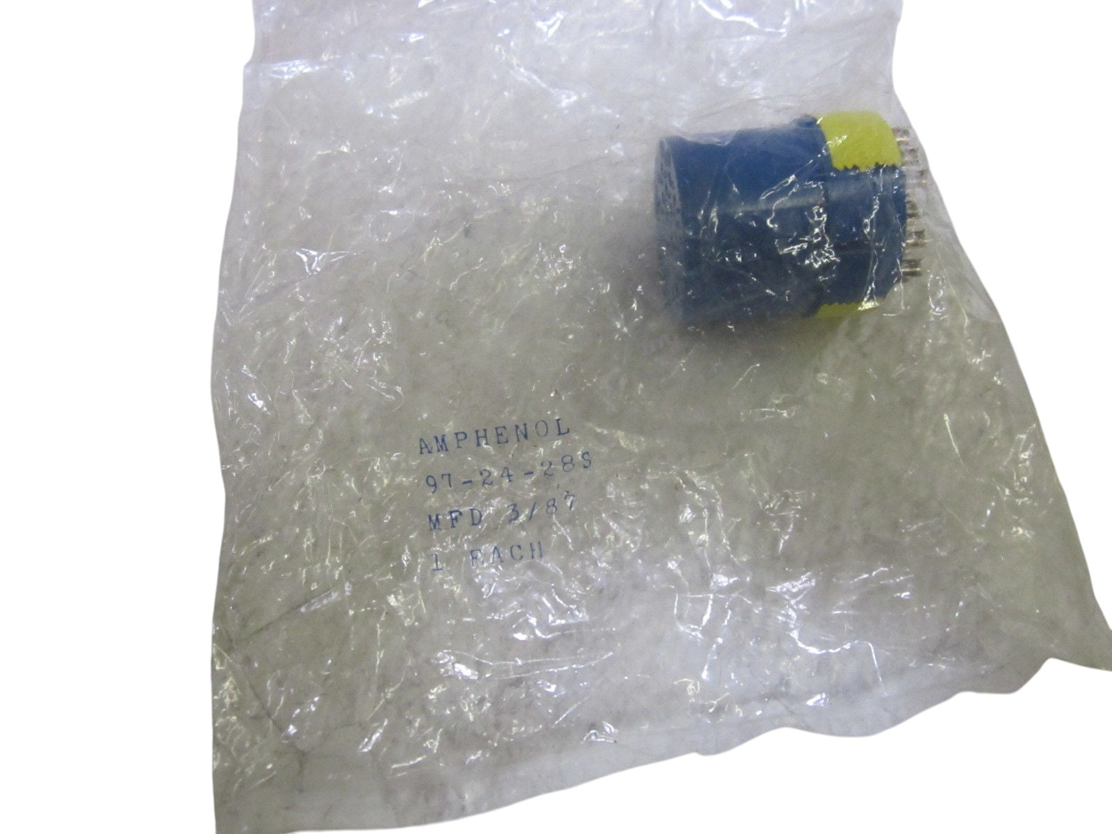 AMPHENOL 97-24-28S SOCKET INSERT NSMP