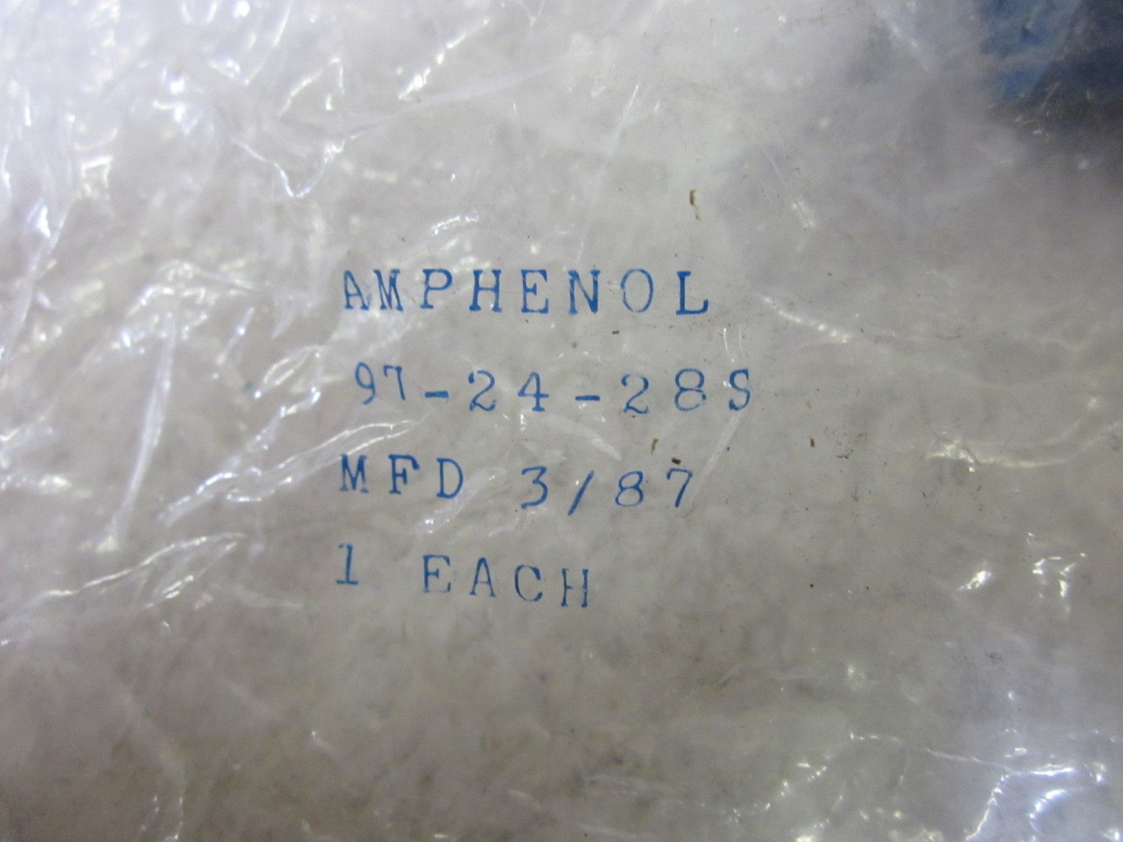 AMPHENOL 97-24-28S SOCKET INSERT NSMP