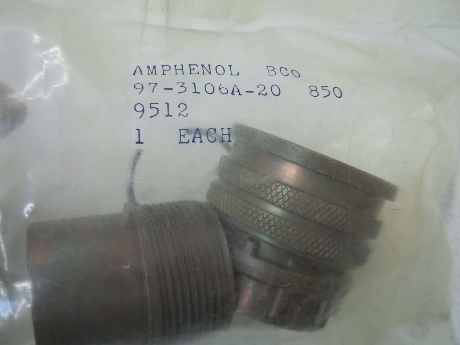 AMPHENOL -20 PLUG  NSMP