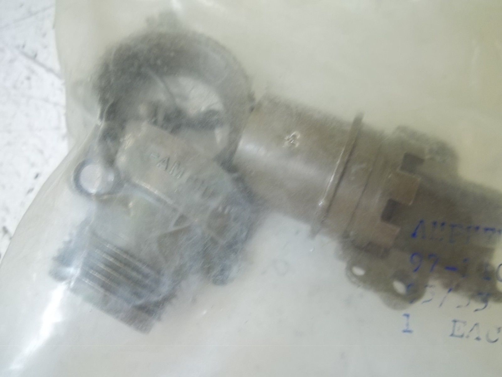 AMPHENOL 97-3106B-14S CABLE CONNECTOR FACTORY BAG
