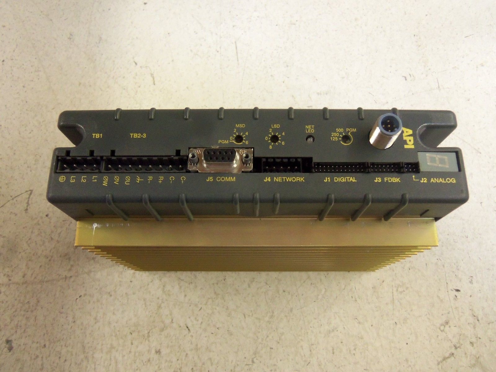 API CONTROLS PS-33061-RDN-C1 CONTROLLER UNMP