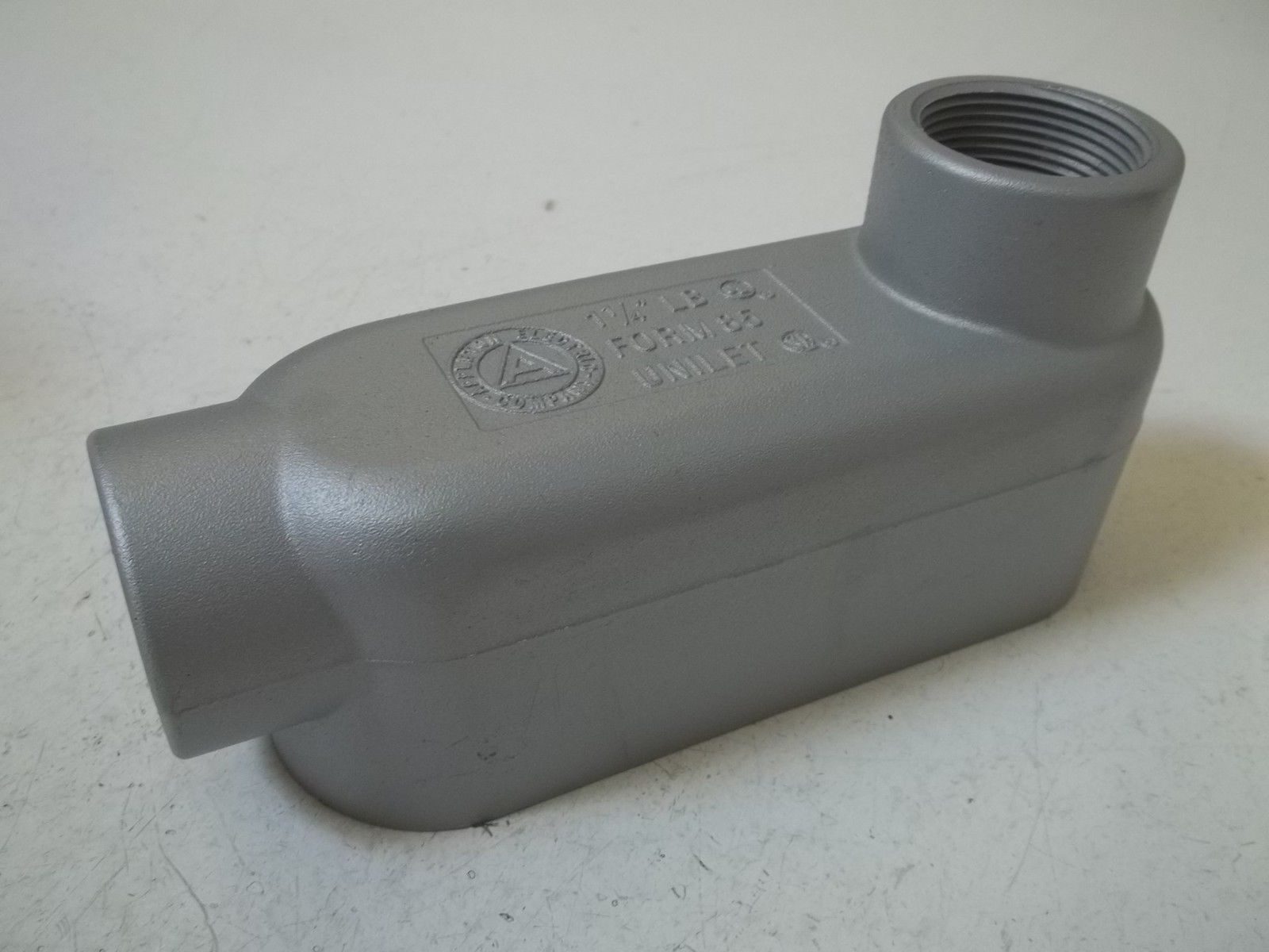 APPLETON LB125-A 1-1/4" ALUMINUM FORM 85 UNILETS NSMP