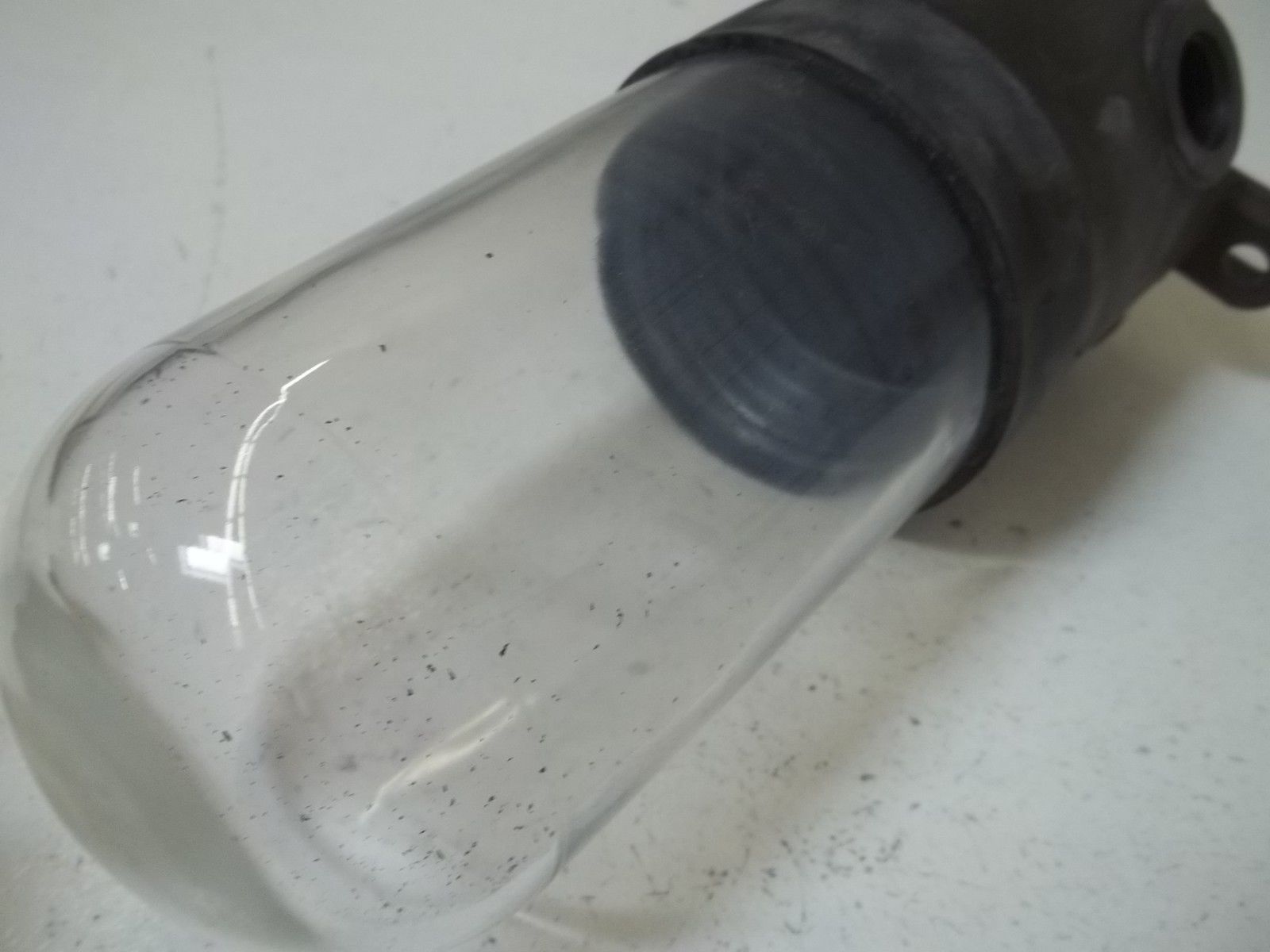 APPLETON PVI155W TWO MOUNTING HOLE DIA BOLTUNMP