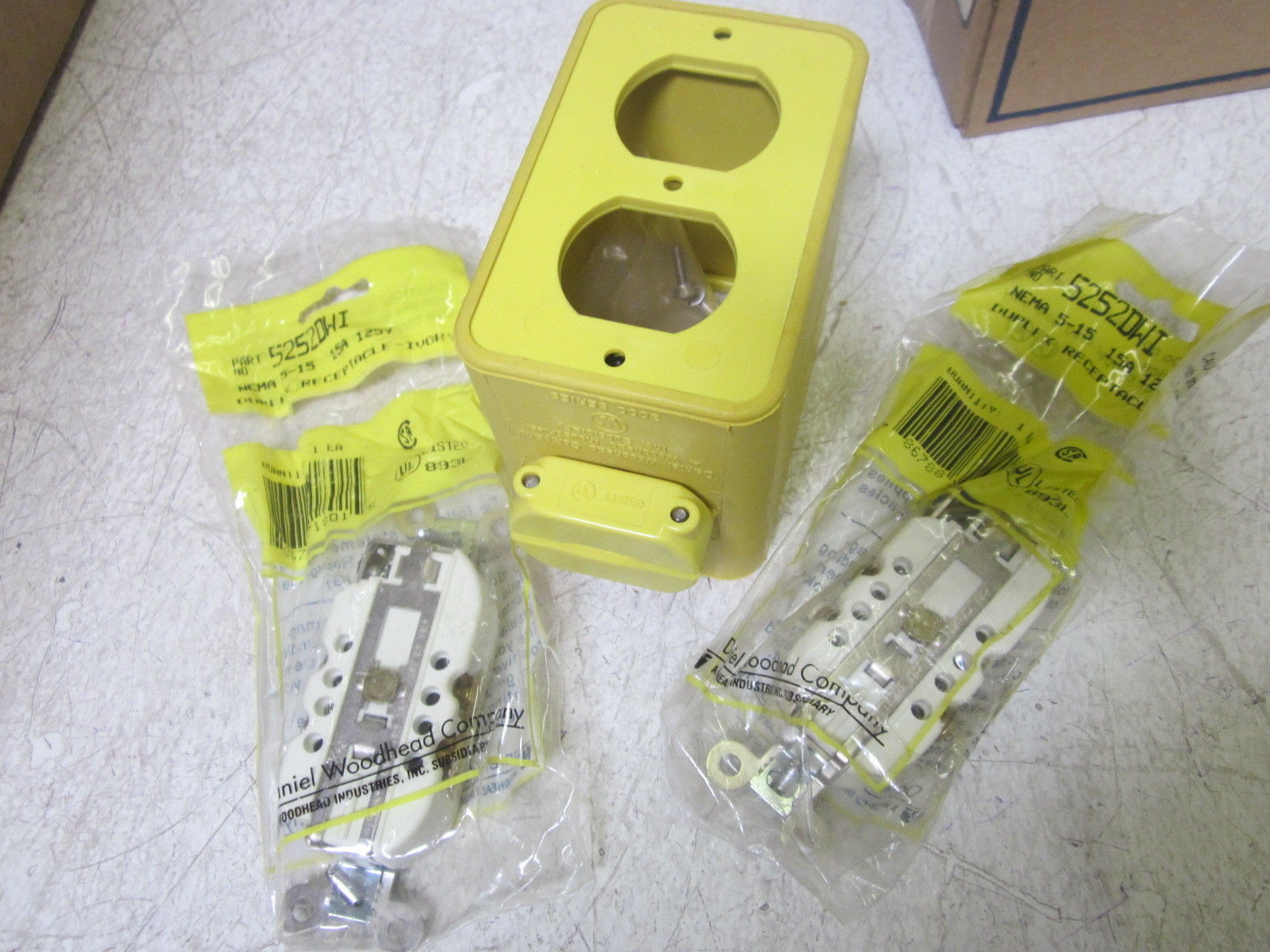 APPLETON REPPB POWER OUTLET BOX NSMP