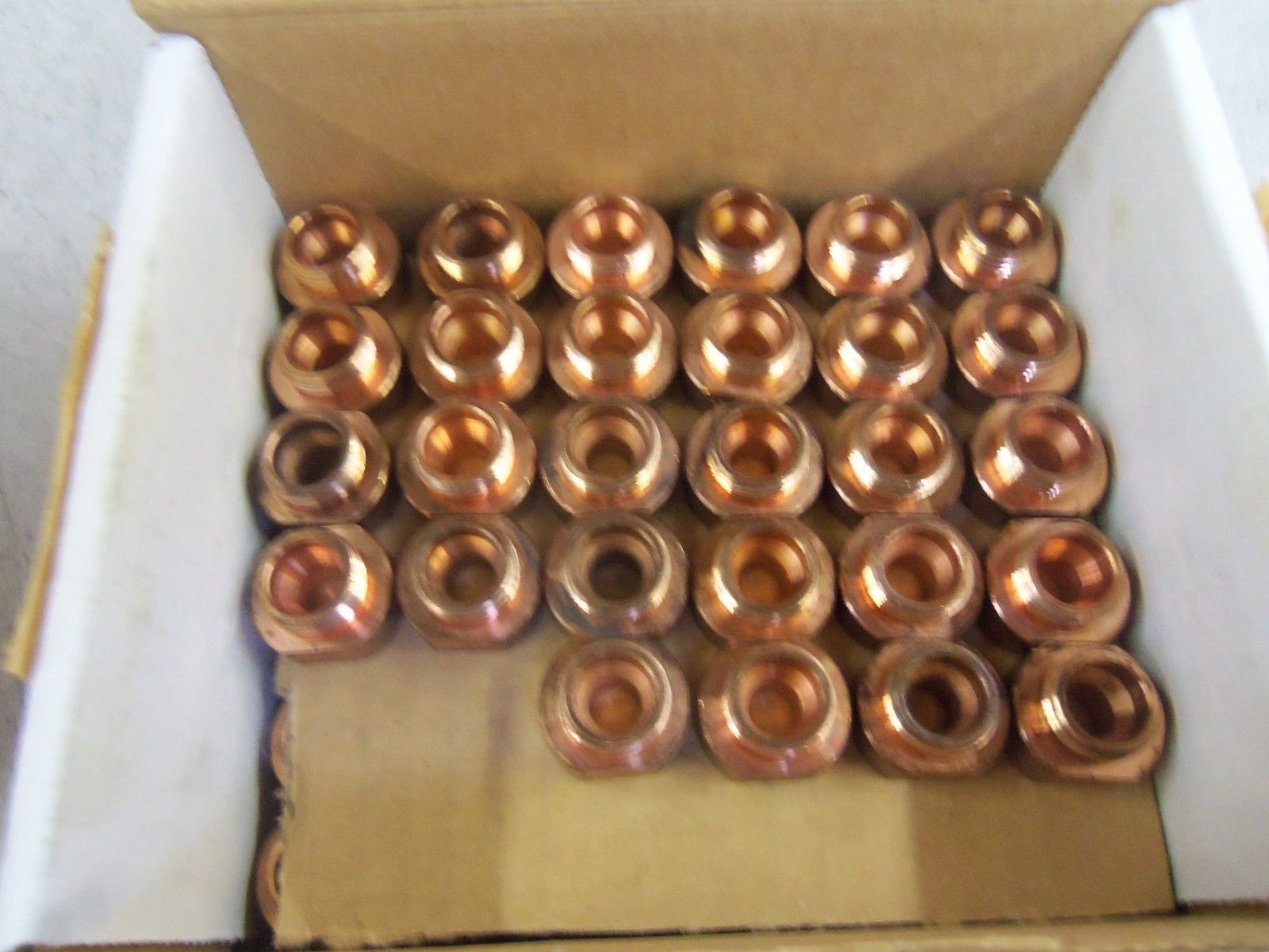 APROX. 100 CADI W-PN-C8 TIP CAPS NSMP