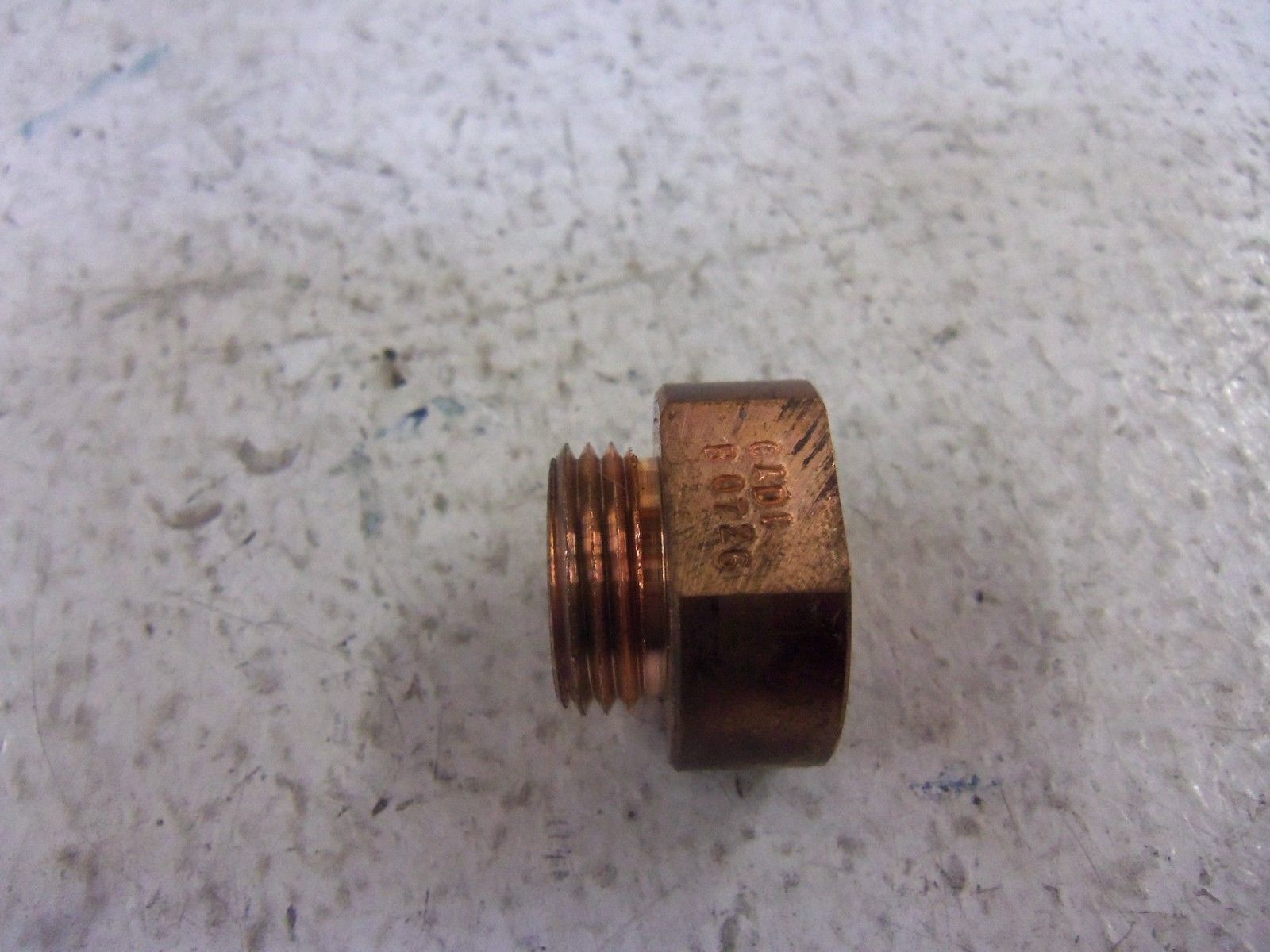 APROX. 100 CADI W-PN-C8 TIP CAPS NSMP