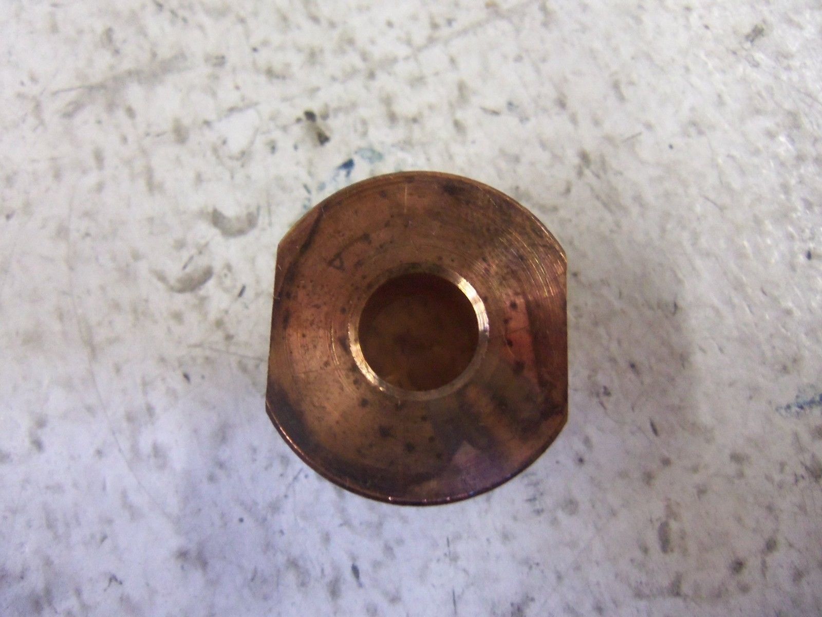 APROX. 100 CADI W-PN-C8 TIP CAPS NSMP