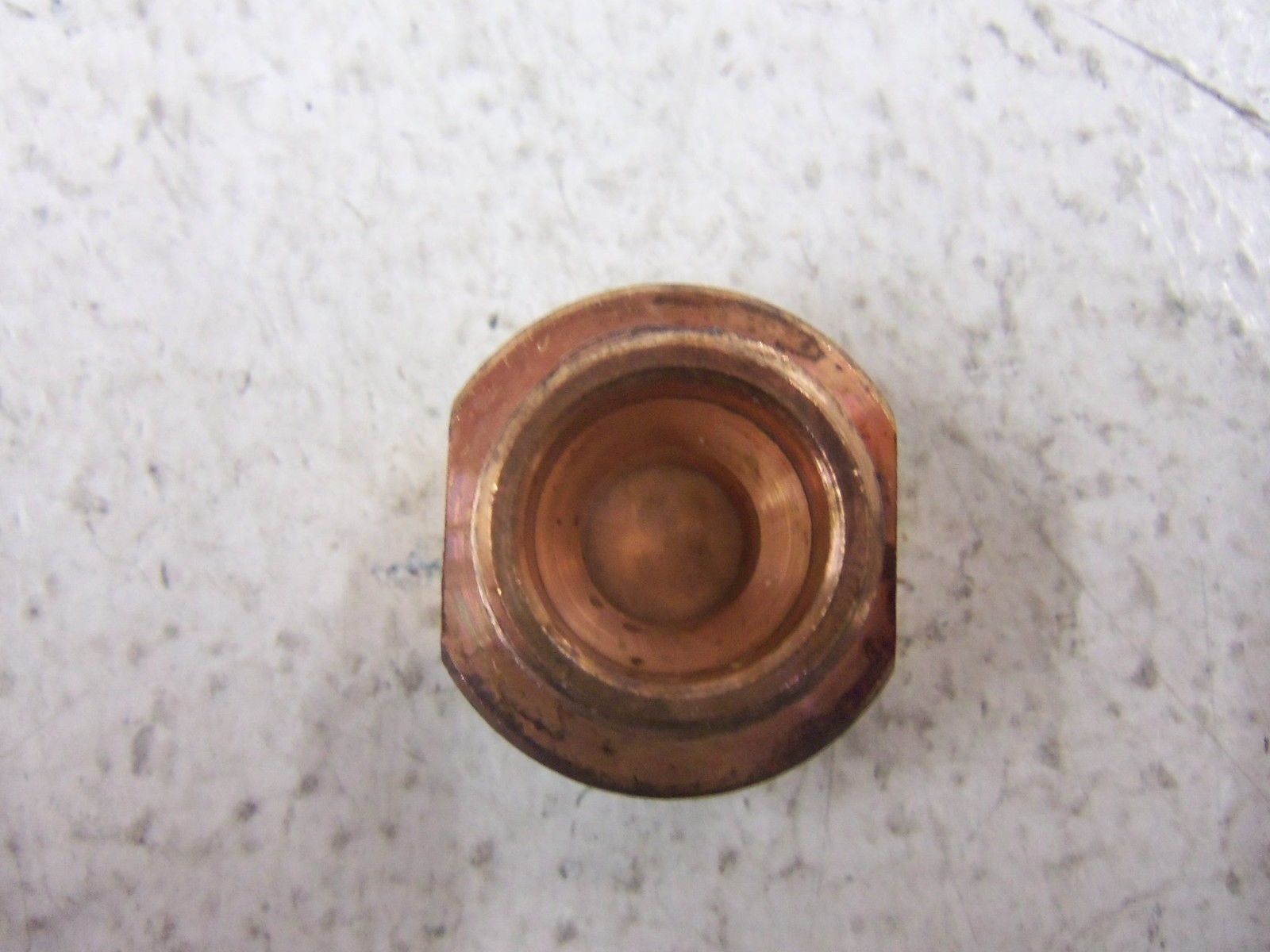 APROX. 100 CADI W-PN-C8 TIP CAPS NSMP