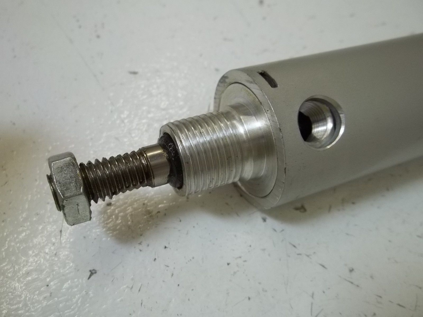 ARO 2318-1089-120 PNEUMATIC CYLINDER UNMP