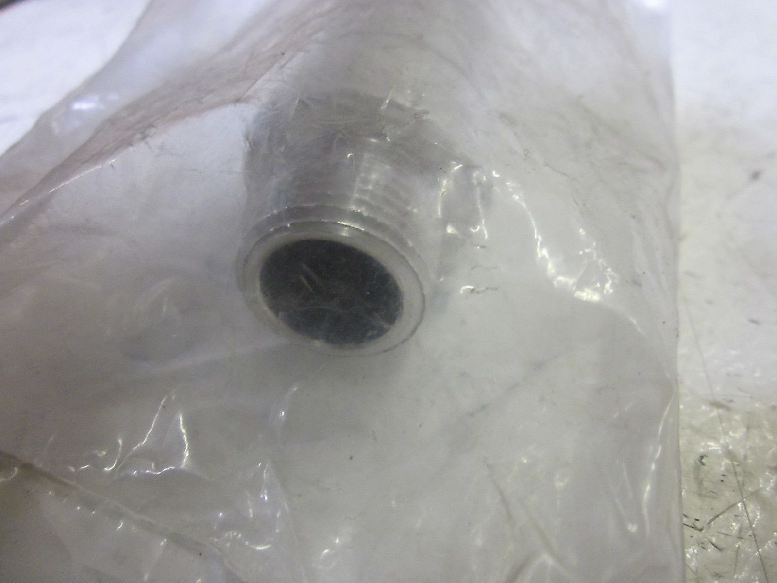 ARROW PNEUMATICS ASQF-4M 1/2" MALE MUFFLER  NSMP