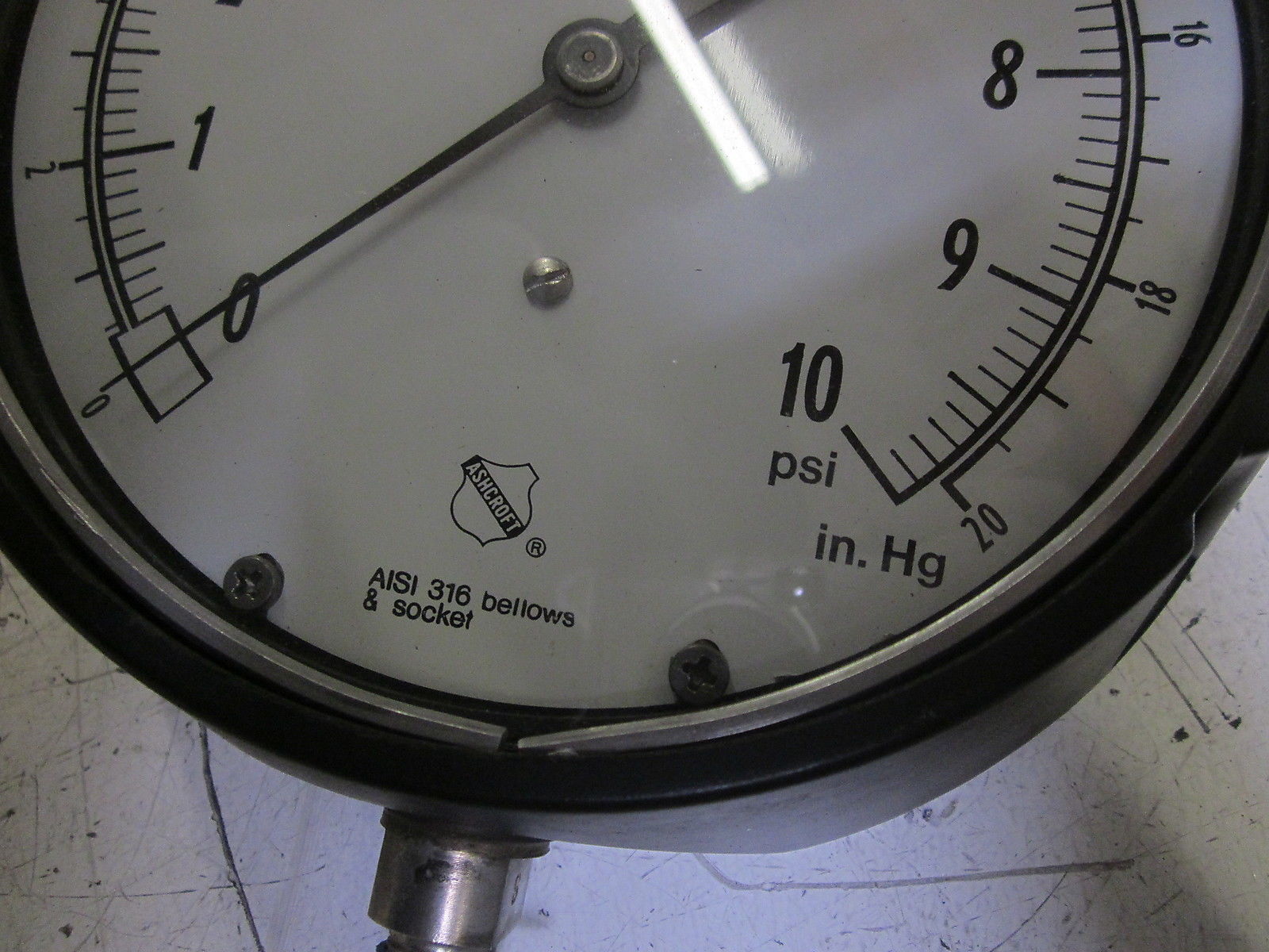 ASHCROFT 601188S02L-10#/IM PRESSURE GAUGE 0-10 PSI NSMP