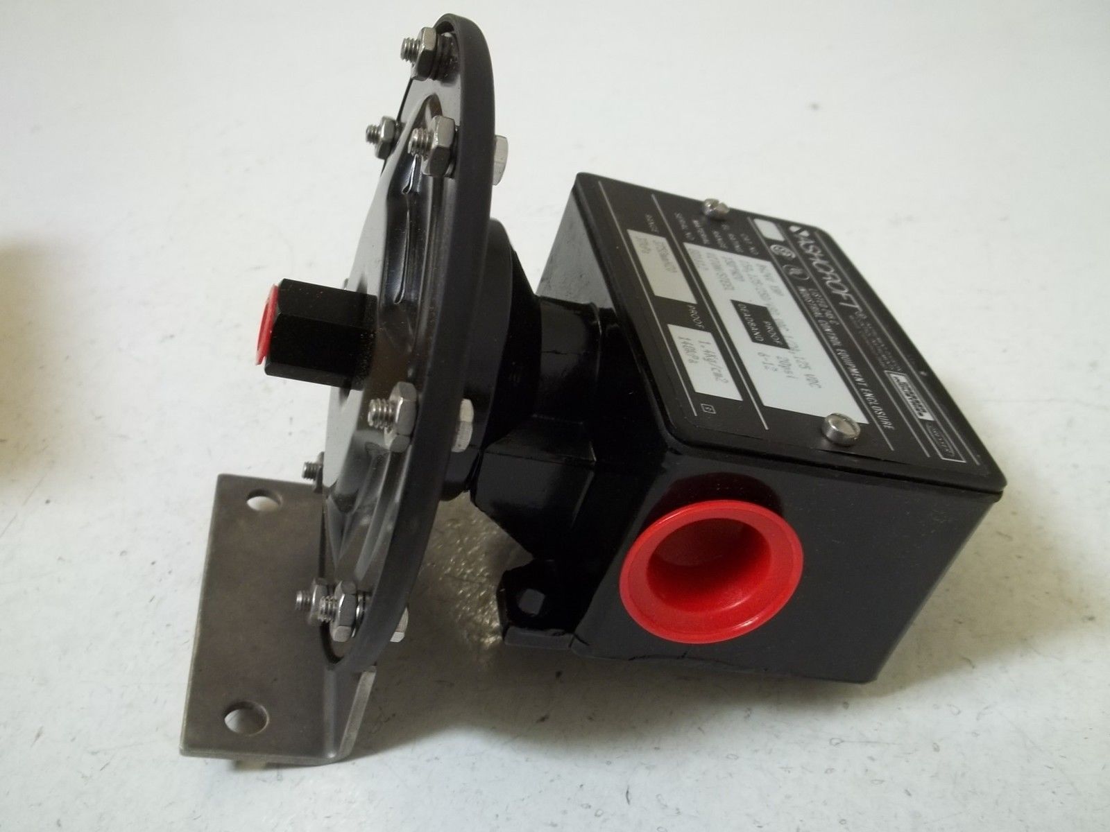 ASHCROFT B424VXBP PRESSURE SWITCH 150" WC NSMP