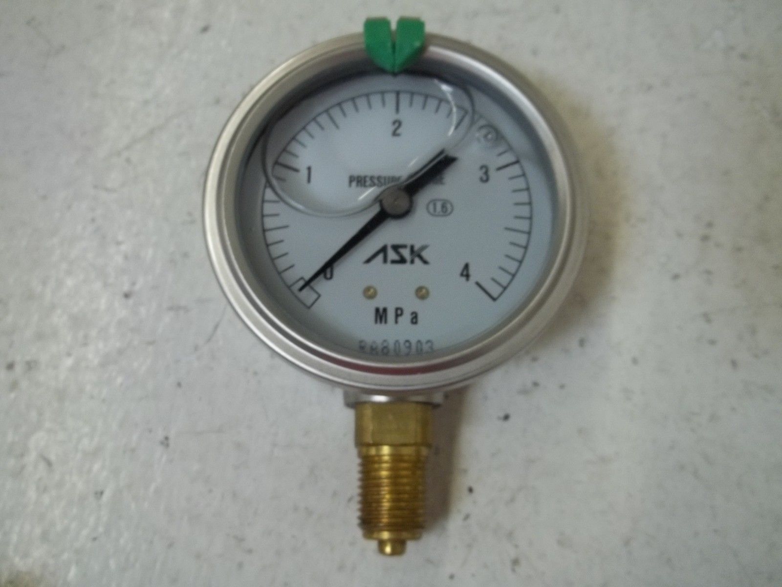ASK 60X4M-TM GAUGE 0-4 NSMP