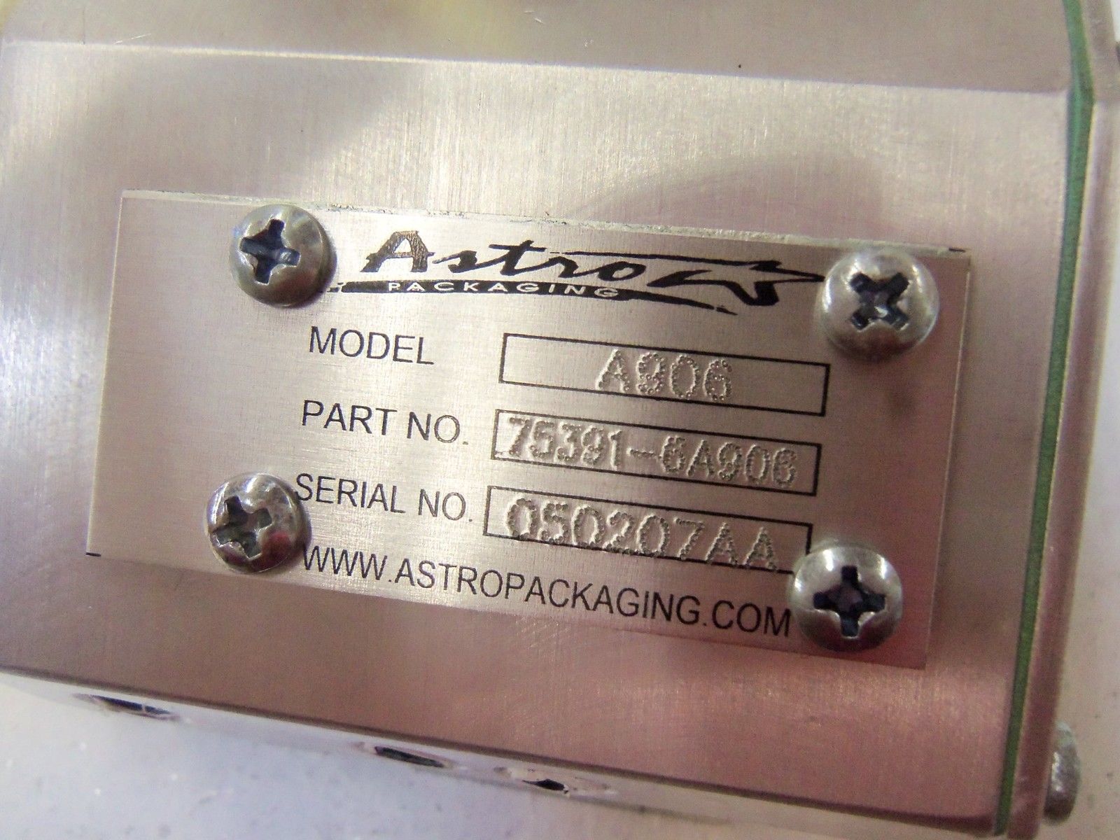 ASTRO 75391-6A906 *NEW NO BOX*
