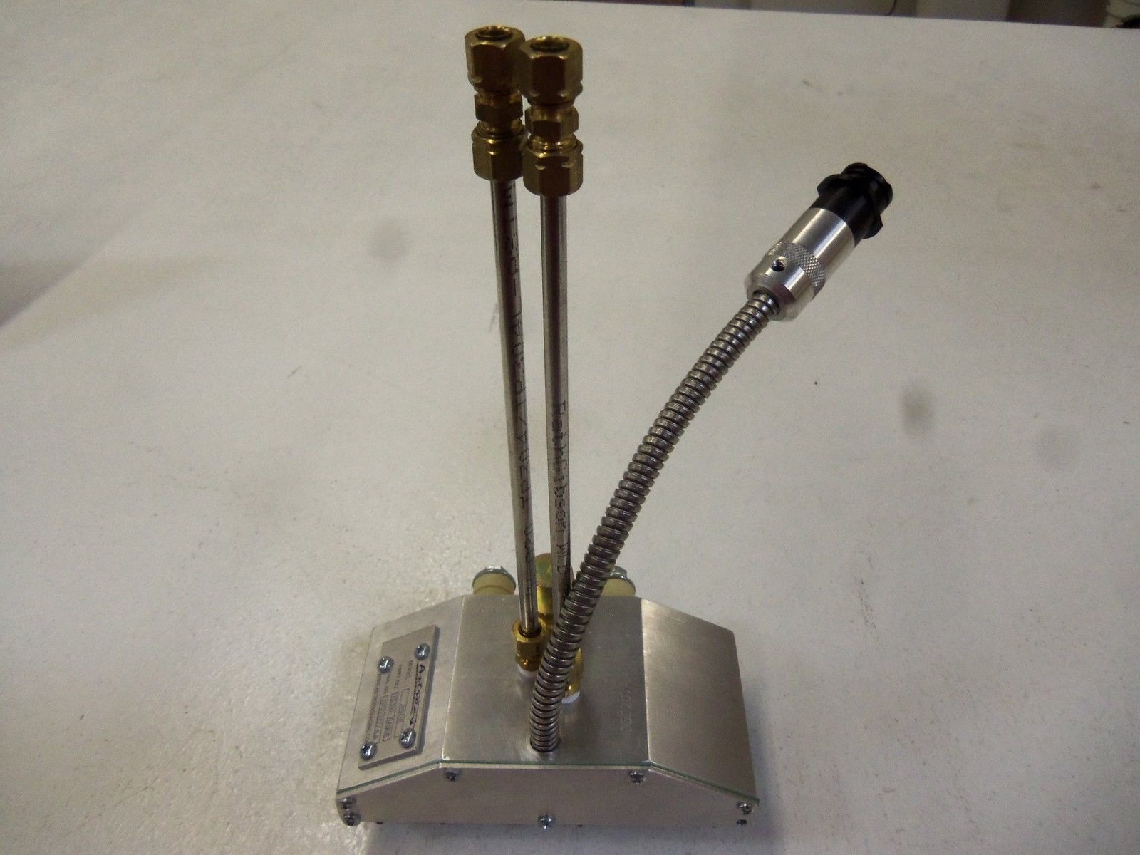 ASTRO 75391-6A906 *NEW NO BOX*