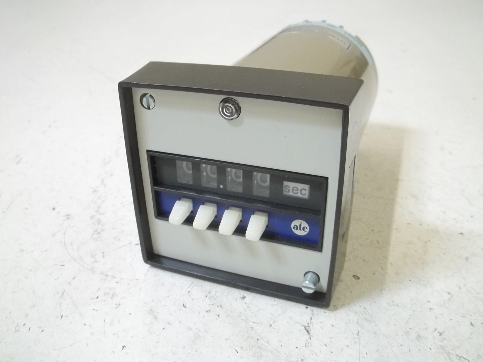 ATC 335B351A10PX TIMER *ORIGINAL PACKAGE*