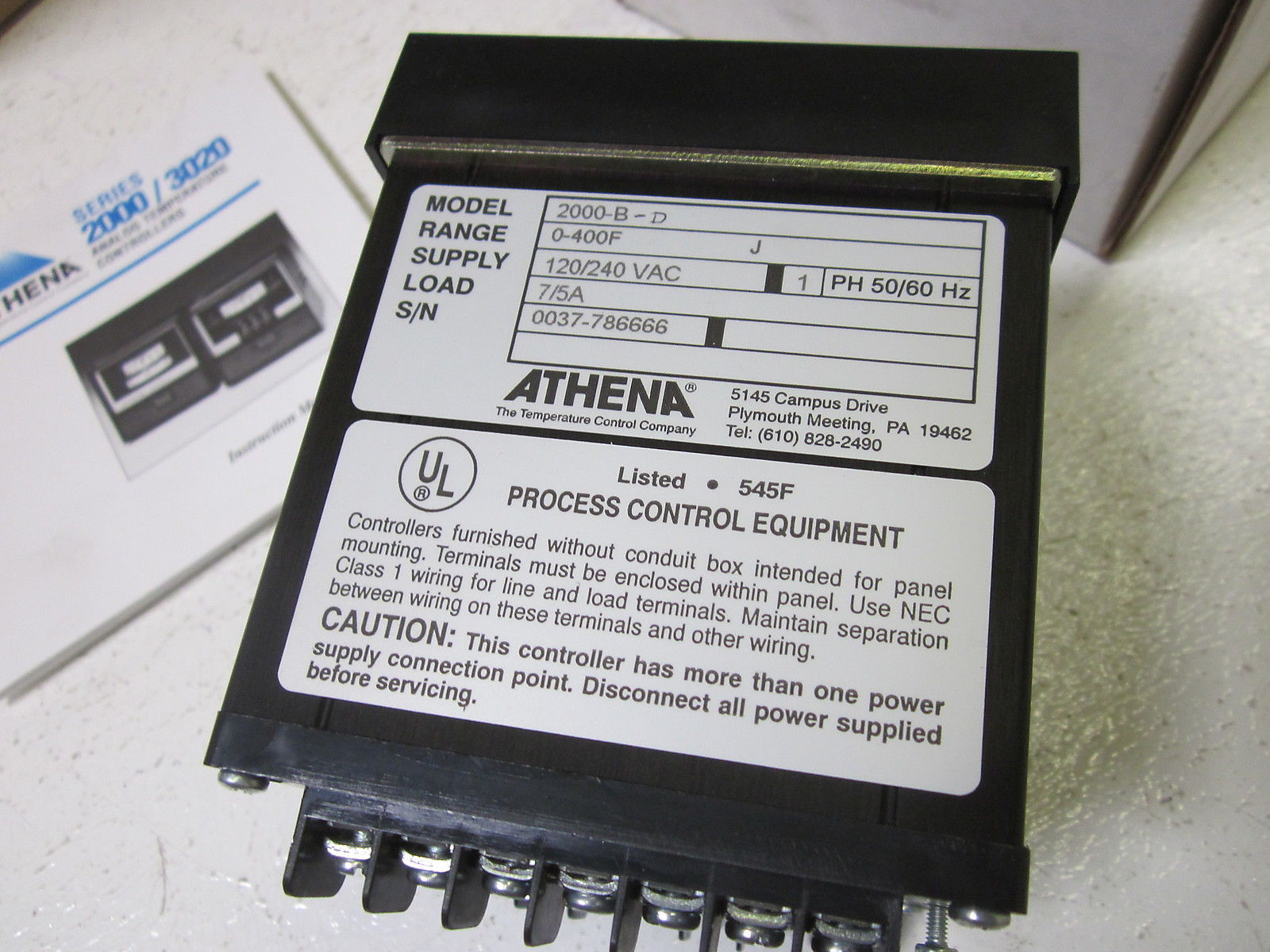 ATHENA CONTROLS 2000-B-D 0-400F 120/240VAC UNMP