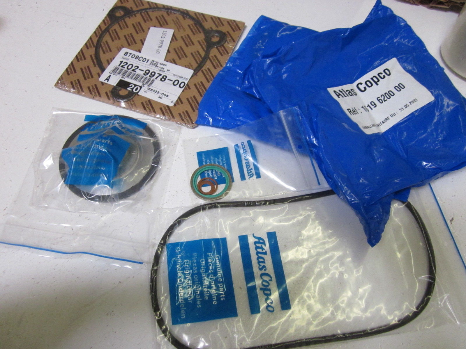 ATLAS COPCO 2910-3042-00 UNLOADING VALVE KIT NSMP