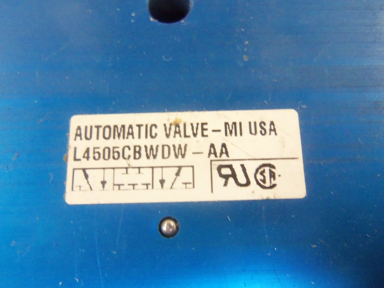 AUTOMATIC VALVE L4505CBWDW-AA PNEUMATIC SOLENOID VALVE (AS PICTURED) UNMP