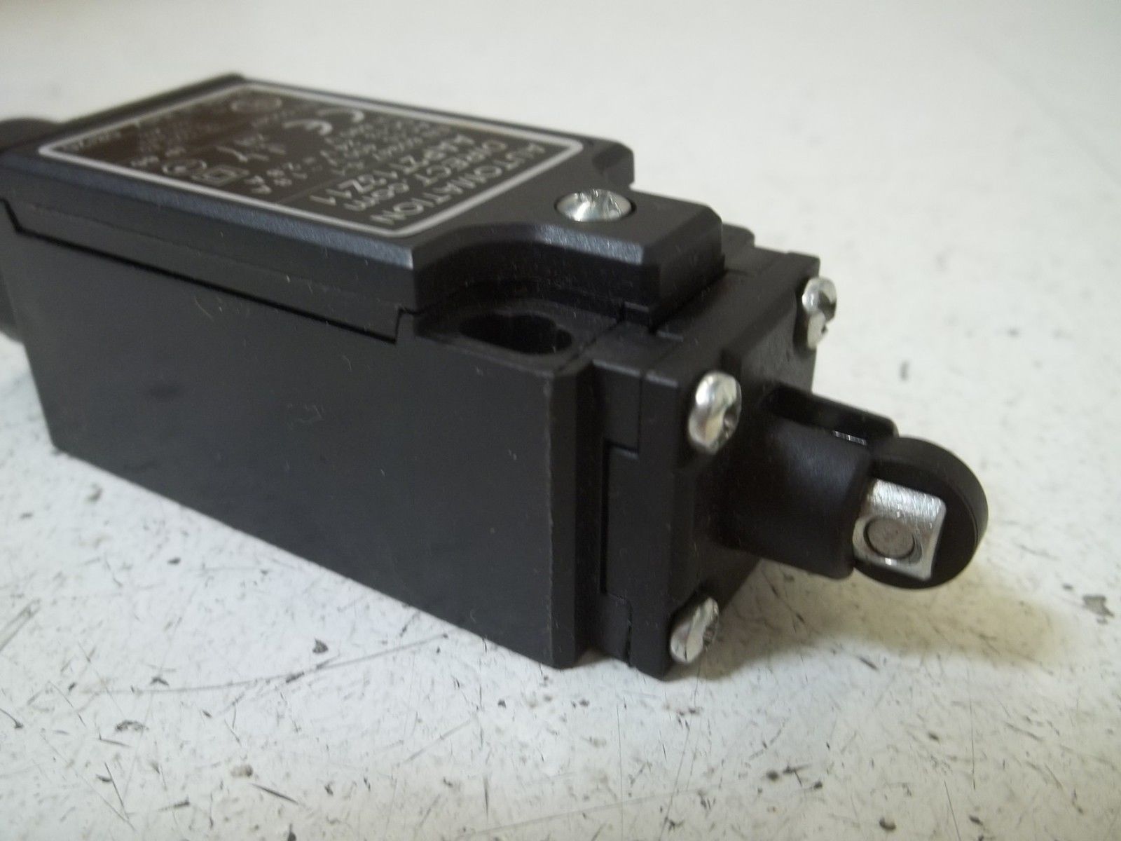 AUTOMATION DIRECT AAP2T13Z11 LIMIT SWITCH UNMP