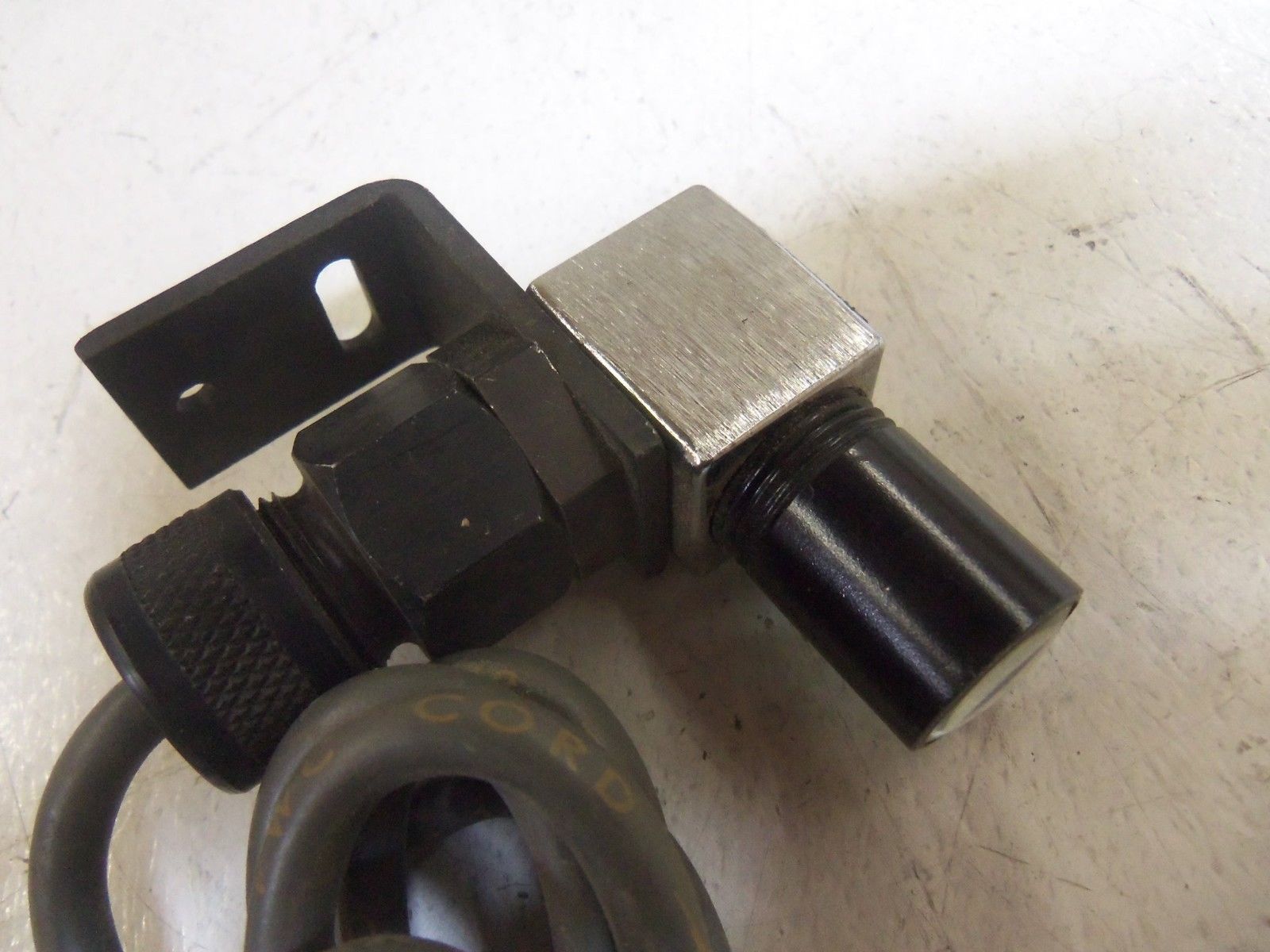AUTOTRON E8BAP10LC PHOTOELECTRIC SENSOR UNMP