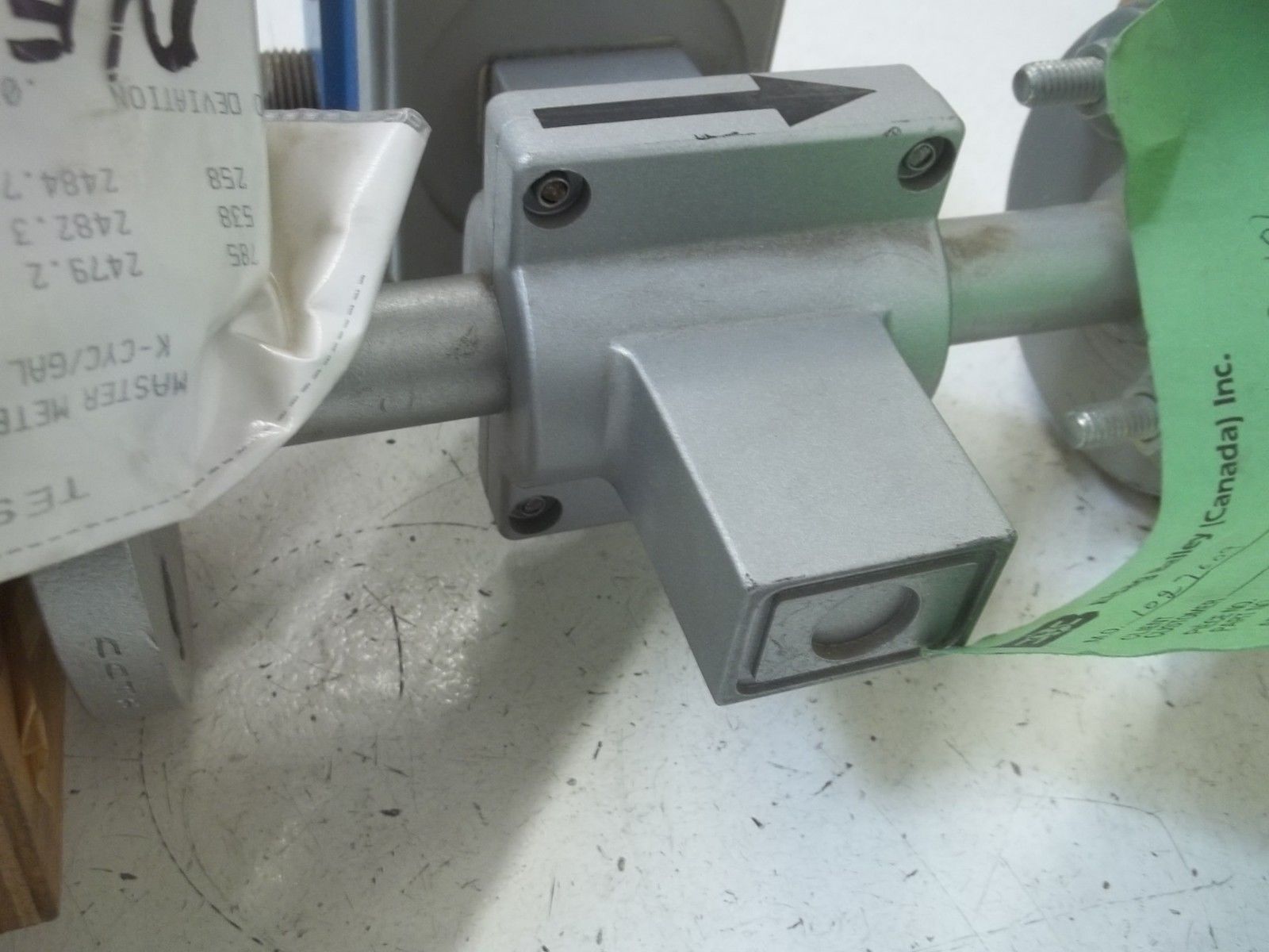 BAILEY FISCHER 10DX3111EDE07P12FA1132 FLOW TUBE UNMP
