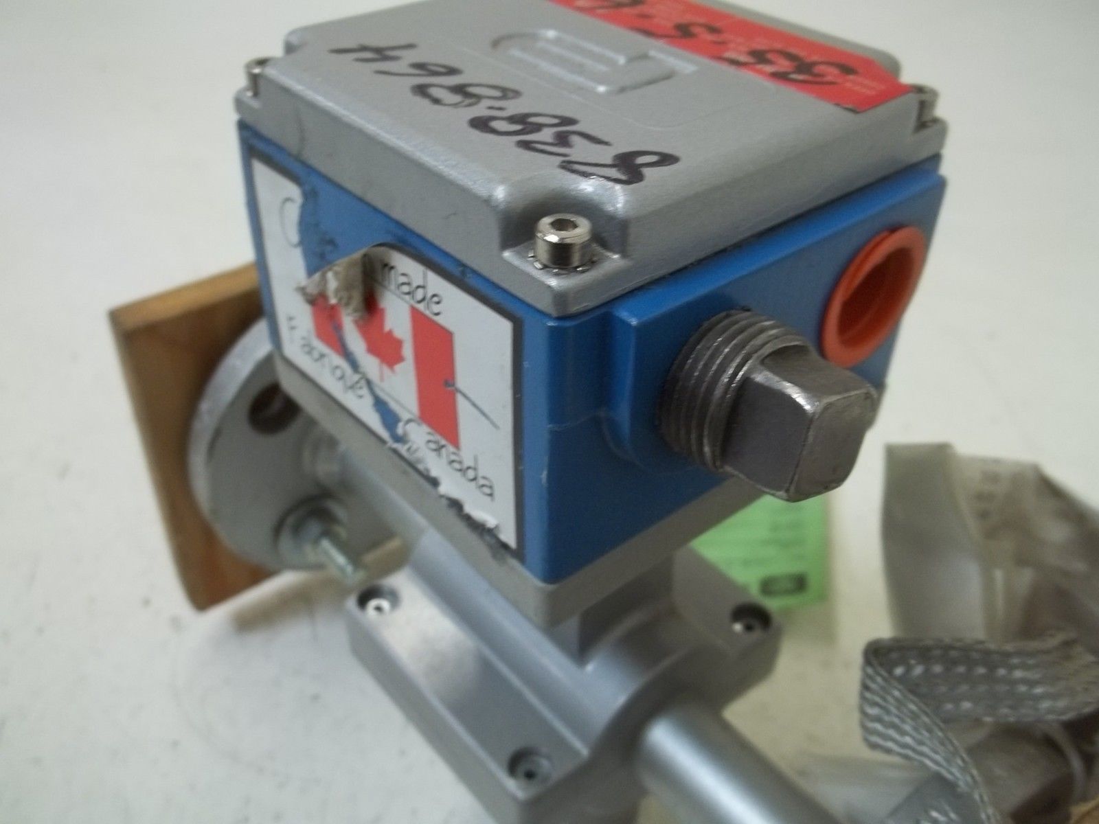BAILEY FISCHER 10DX3111EDE07P12FA1132 FLOW TUBE UNMP
