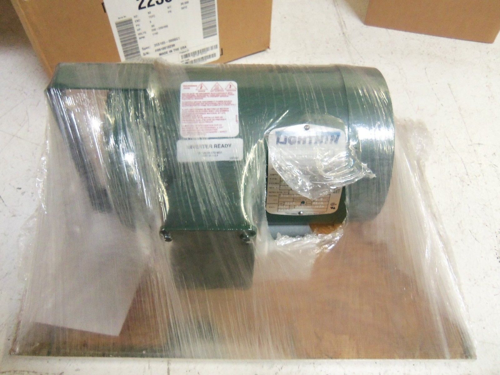 BALDOR 223842 MOTOR *NEW IN BOX*