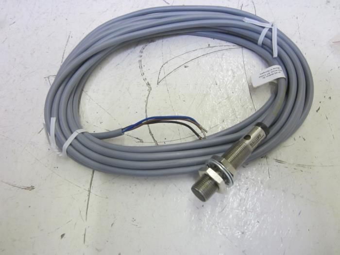 BALLUFF BES 516-325-BO-C-05  PROXIMITY SENSOR 10-30VDC UNMP