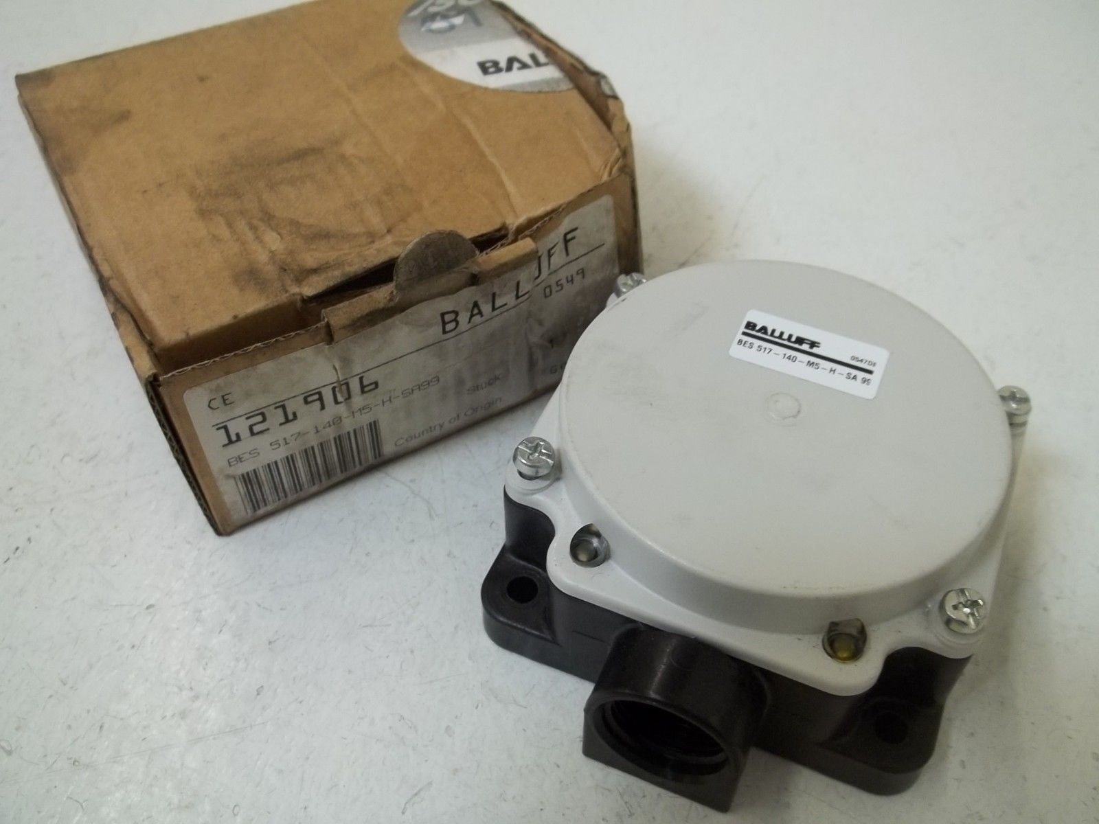 BALLUFF BES517-140-M5-H-SA99 INDUCTIVE PROXIMITY SENSOR UNMP