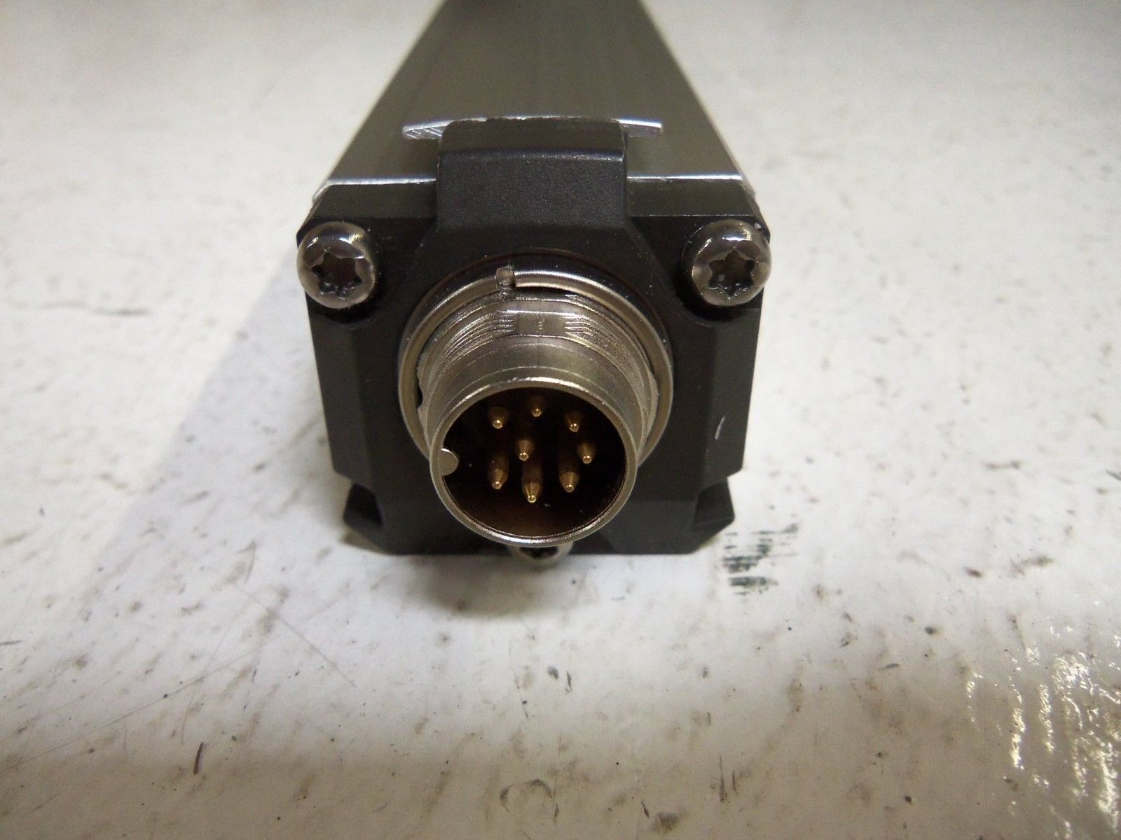BALLUFF BTL5-E10-M0127-P-S32/US TRANSDUCER NSNP