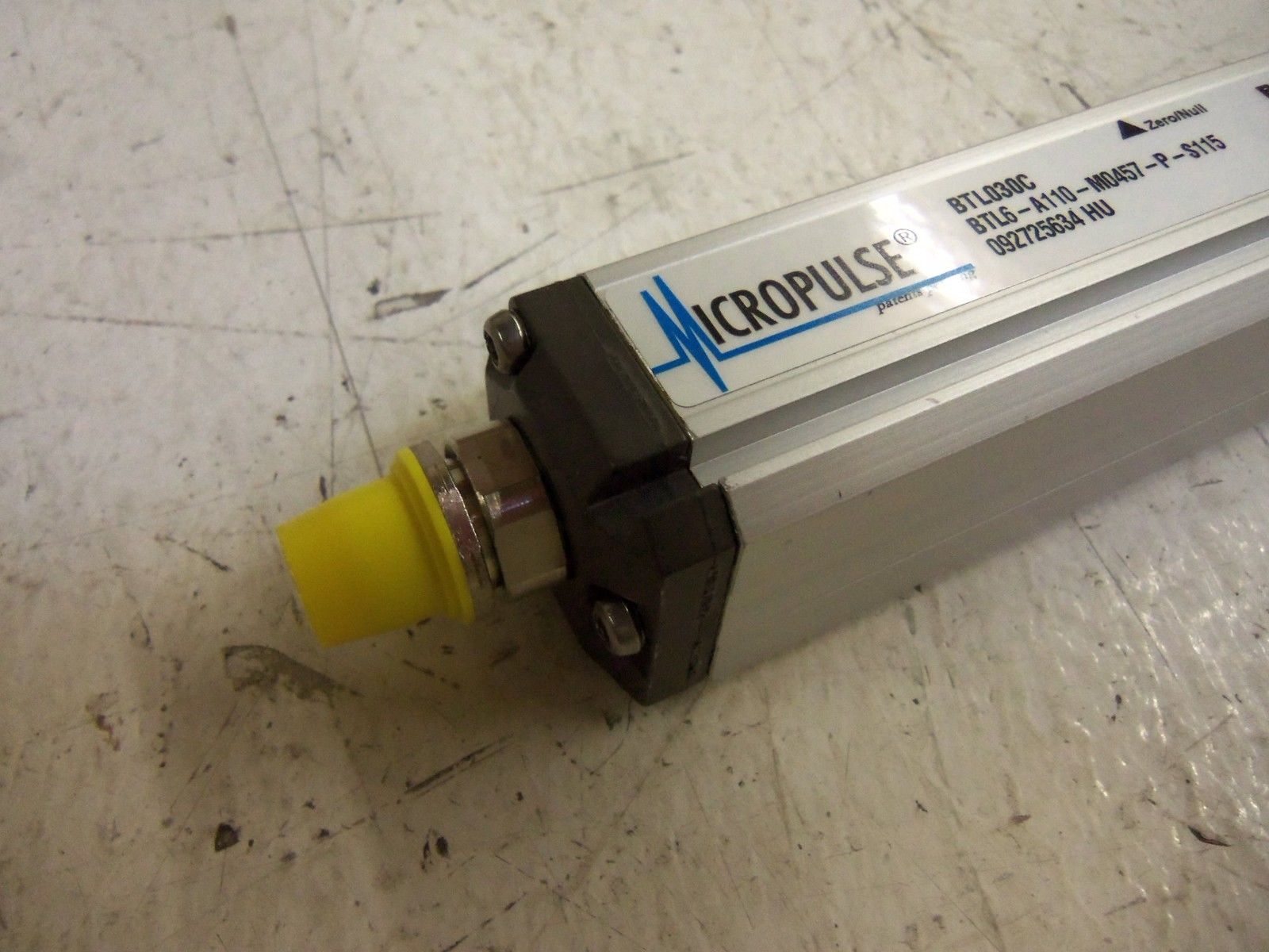 BALLUFF BTL6-A110-M0457-P-S115 TRANSDUCER NSMP