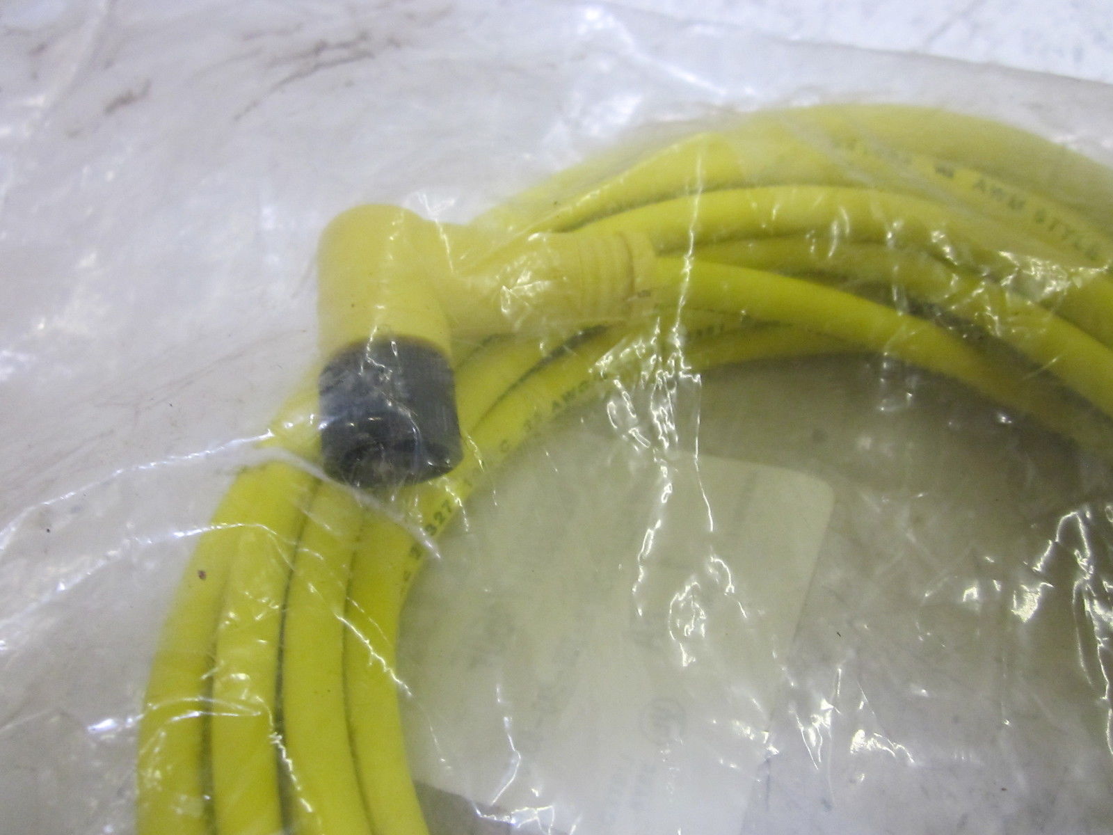 BALLUFF C21BE300TY150F CORDSET NSMP