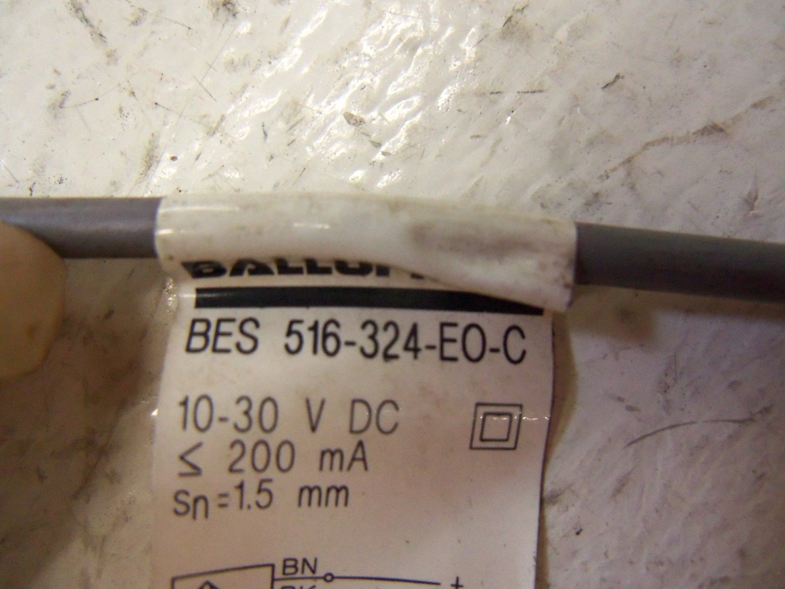 BALLUFF PROXIMITY SWITCH BES 516-324-EO-C UNMP