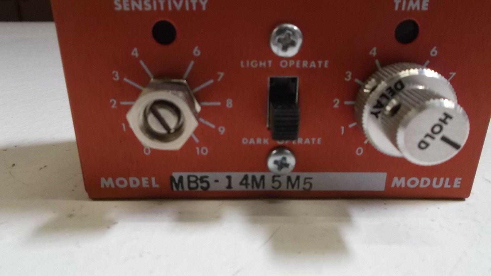 BANNER ENGINEERING LOGIC MODULE MB5-14M5M5 UNMP