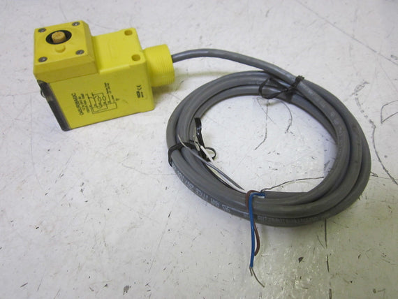 BANNER ENGINEERING Q45UR3BA63C SENSOR 12-24VDC *USED*