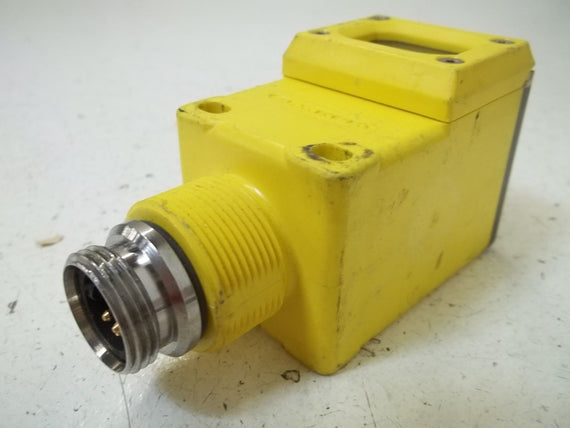 BANNER ENGINEERING Q45VR2DQ ELECTRICMECHANICAL RELAY *USED*
