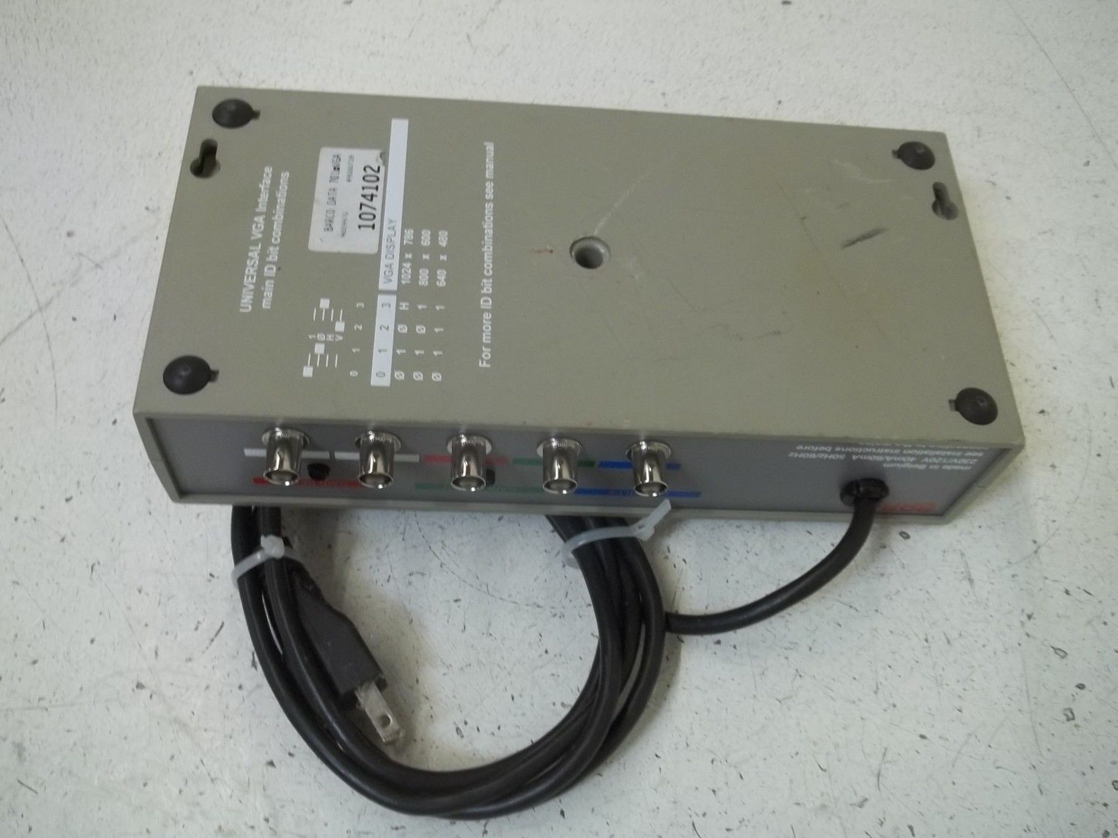 BARCO 1074102 UNIVERSAL VGA INTERFACE MAIN ID BIT COMBINATIONS UNMP