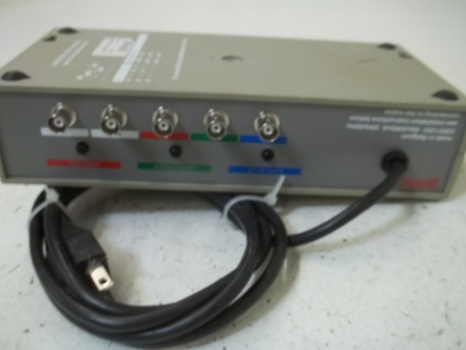 BARCO 1074102 UNIVERSAL VGA INTERFACE MAIN ID BIT COMBINATIONS UNMP