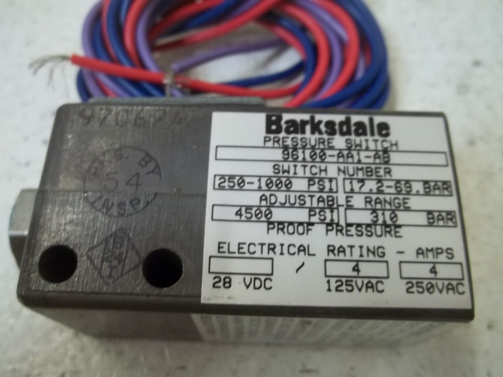 BARKSDALE 96100-AA1-AB PRESSURE SWITCHNSMP