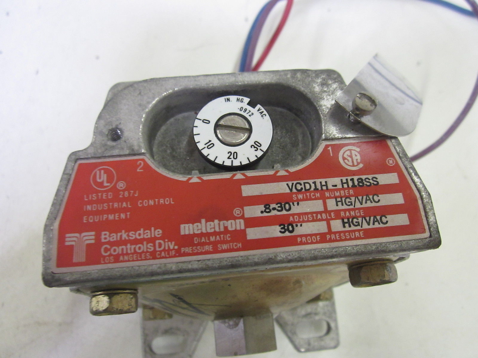 BARKSDALE VCD1H-H18SS PRESSURE OR VACUUM ACTUATED SWITCH UNMP