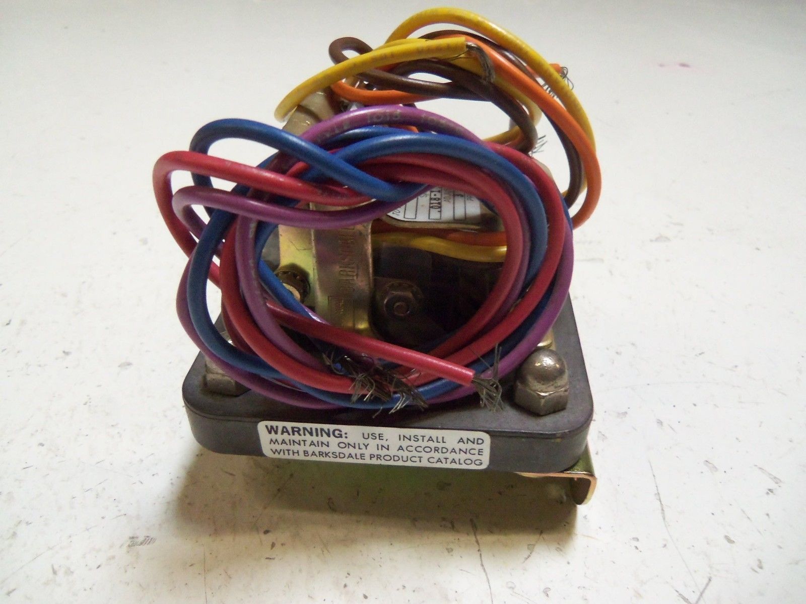 BARKSDALE D2S-H2 PESSURE SWITCH UNMP