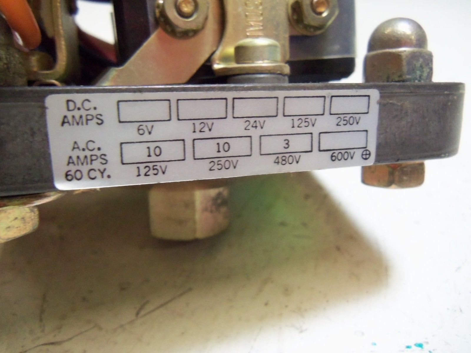 BARKSDALE D2S-H2 PESSURE SWITCH UNMP