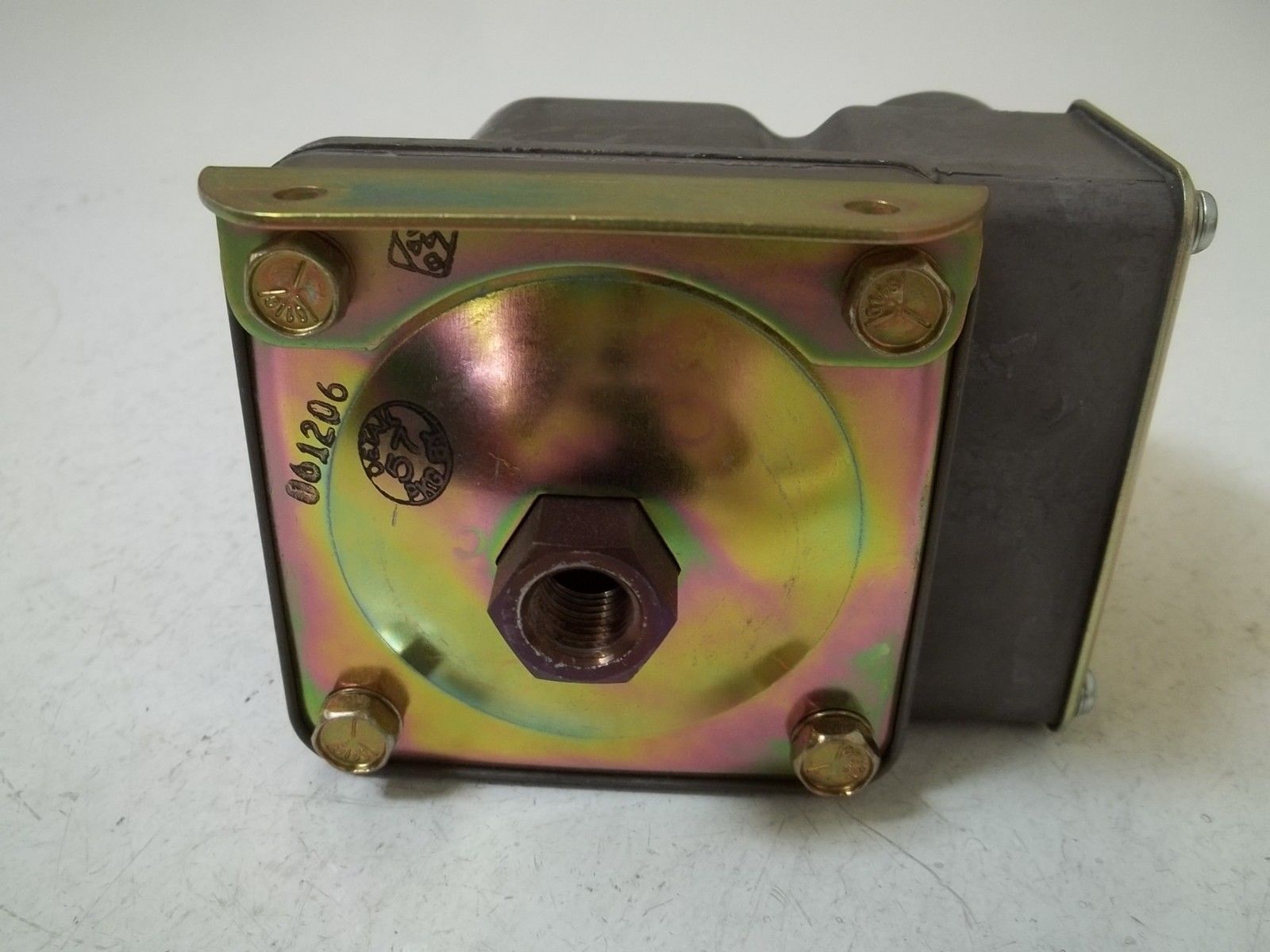 BARKSDALE DIT-GH150SS-U PRESSURE SWITCH UNMP