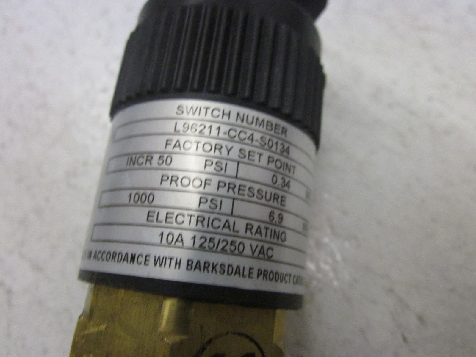 BARKSDALE L96211-CC4-S0134 UNMP